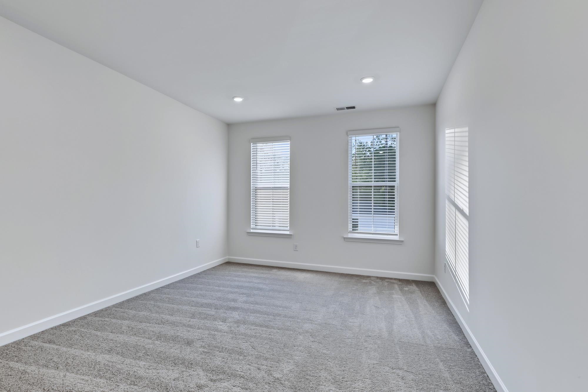 436 Ireland Way Property Photo 23