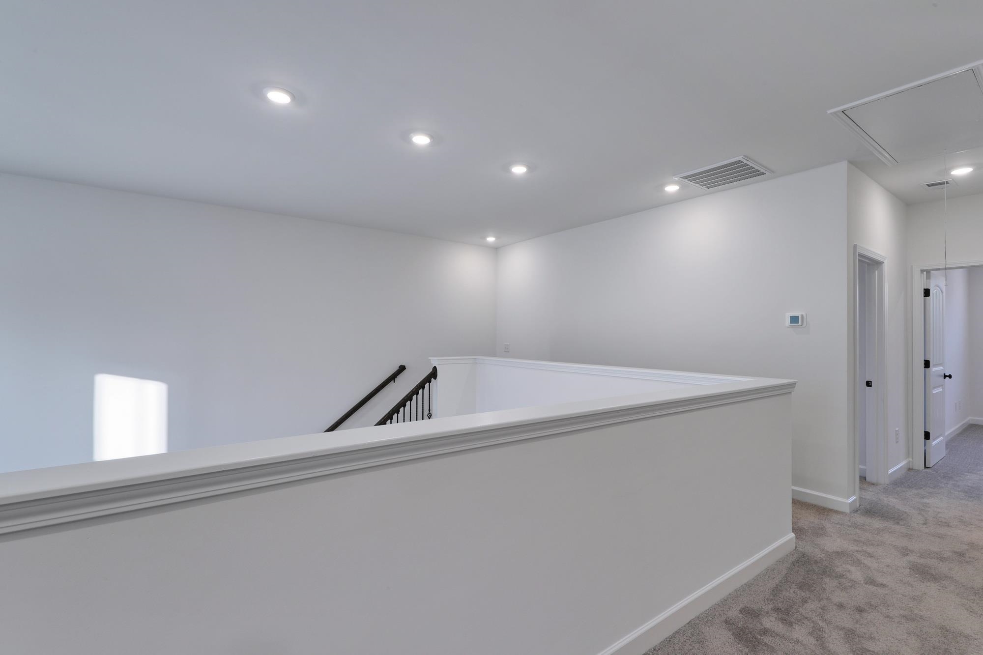 436 Ireland Way Property Photo 24