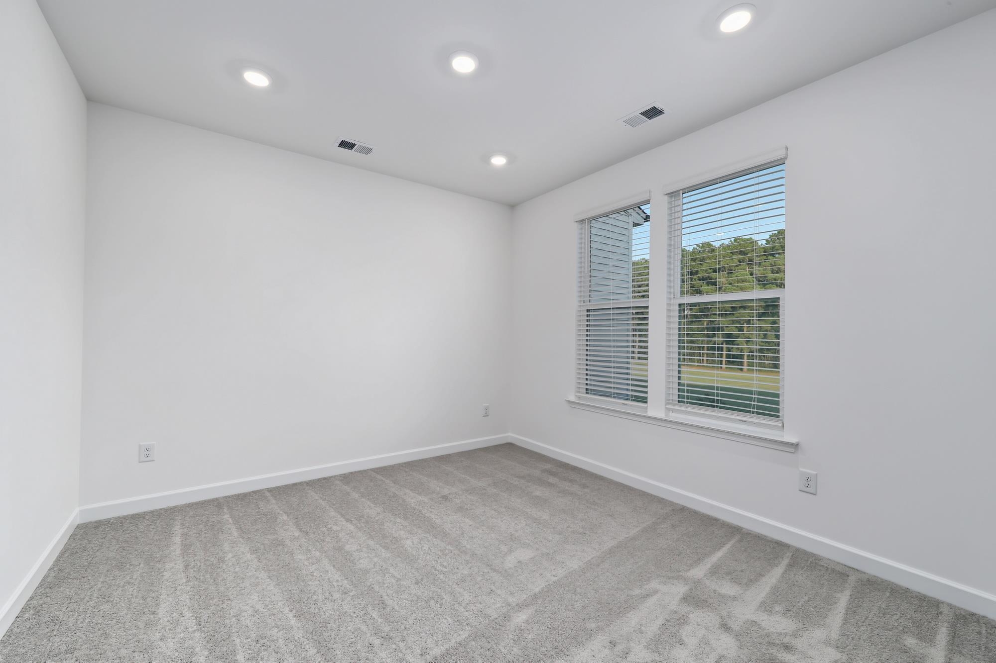 436 Ireland Way Property Photo 30