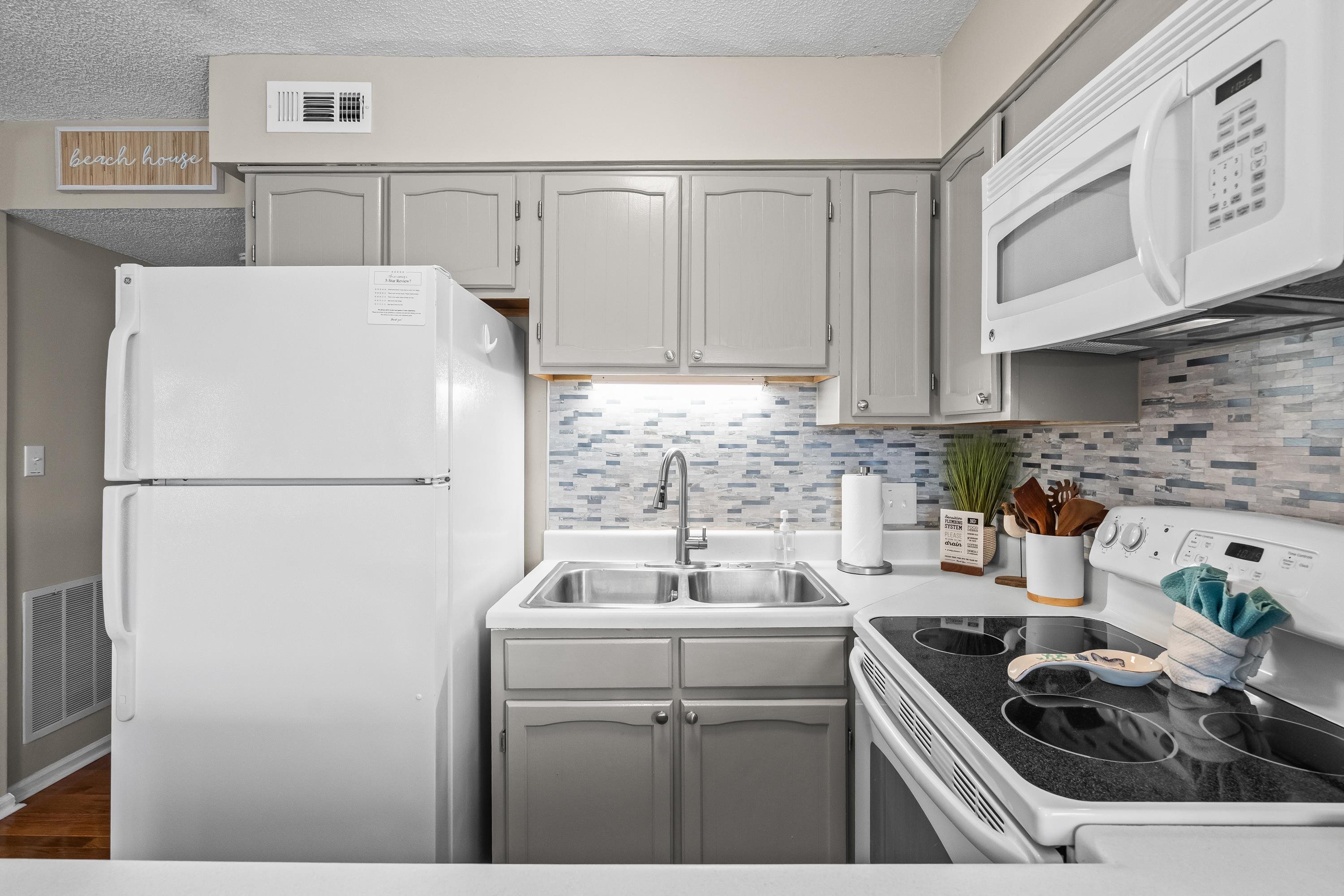 1500 Cenith Dr. Property Photo 13