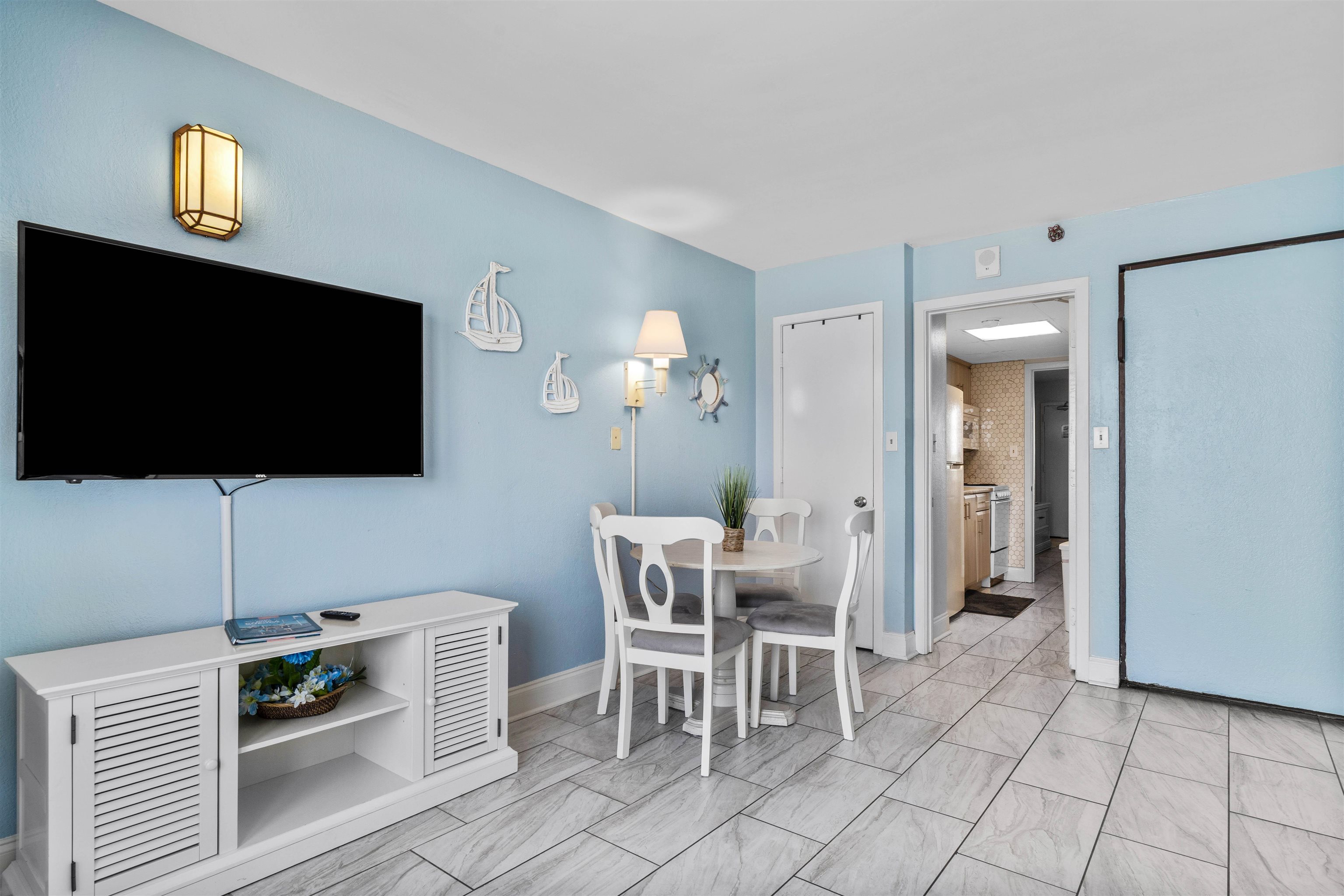2207 S S Ocean Blvd. Property Photo 6