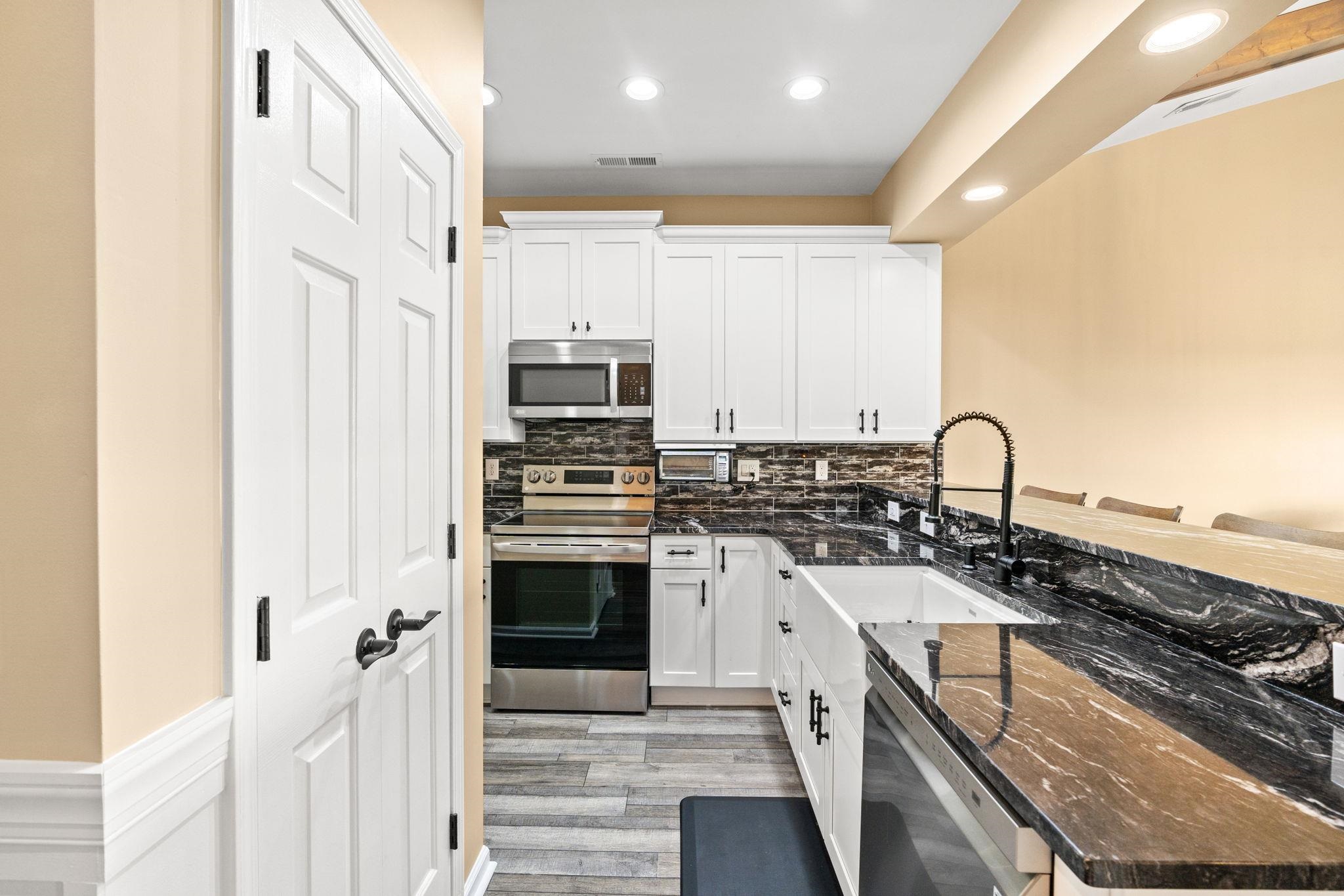 4609 Lightkeepers Way Property Photo 10