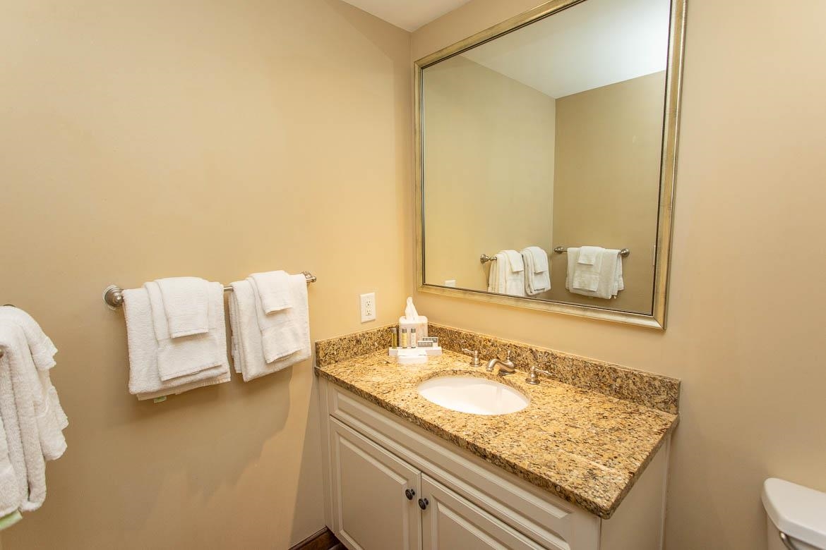 100 North Beach Blvd. Property Photo 8