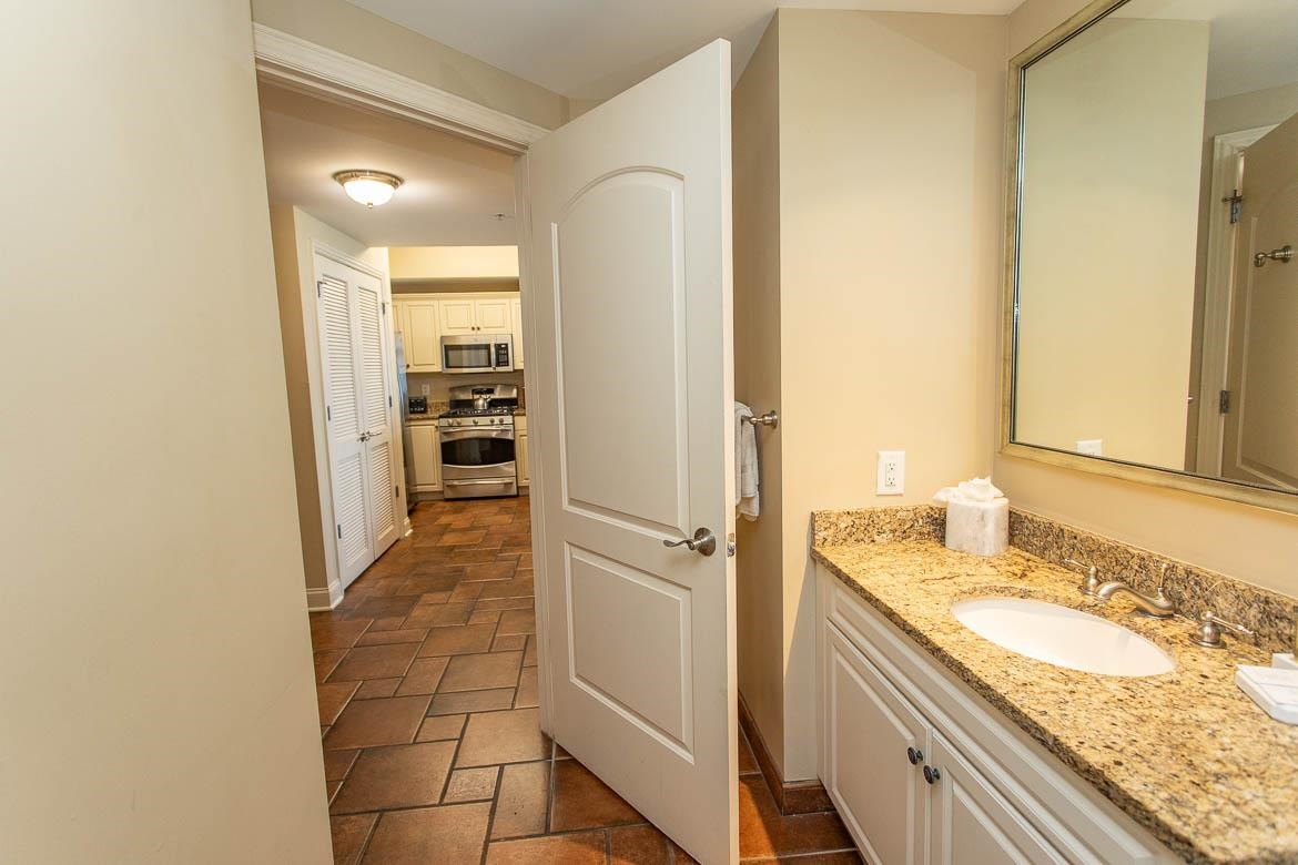 100 North Beach Blvd. Property Photo 17