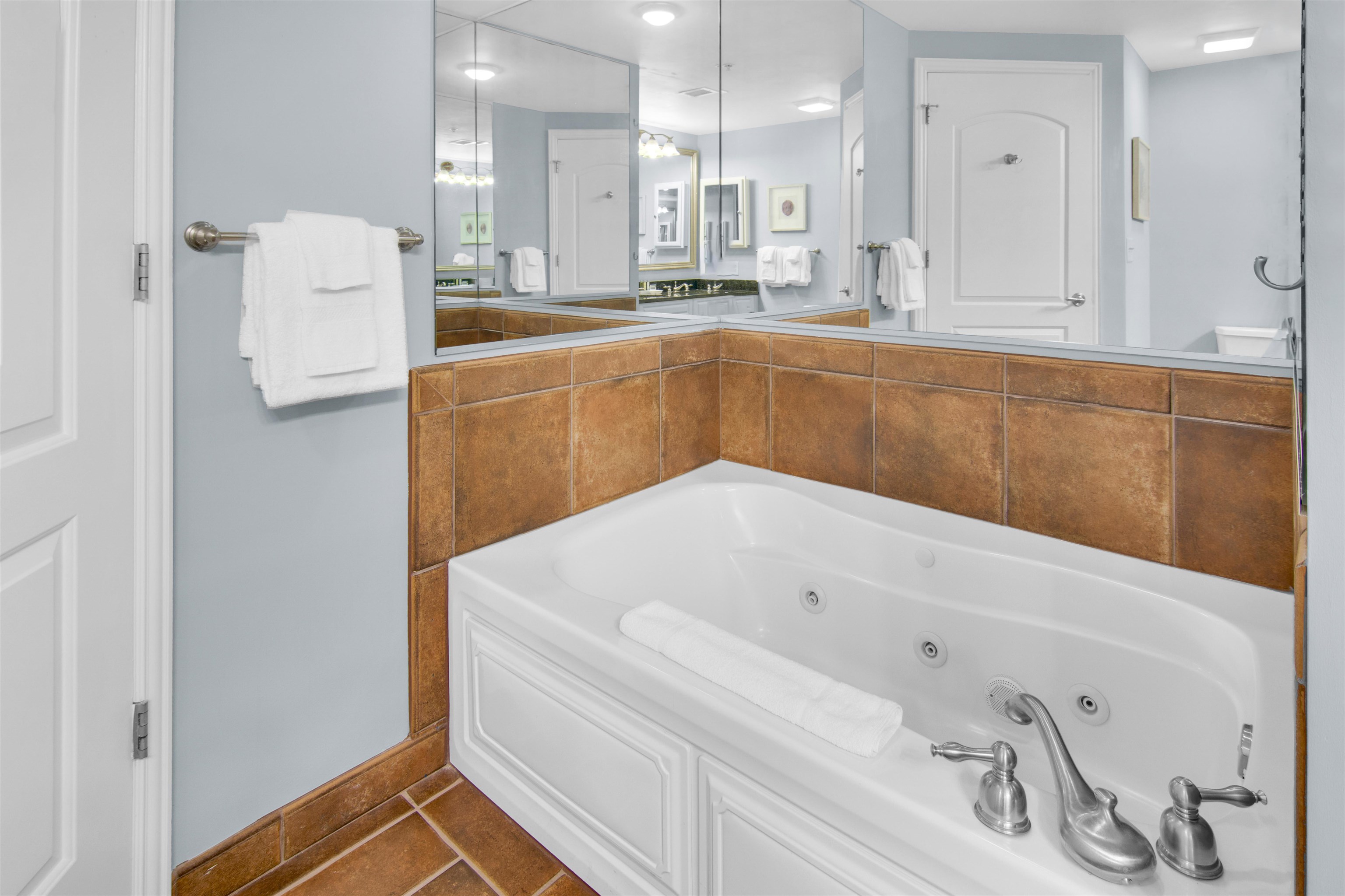 100 North Beach Blvd. Property Photo 20