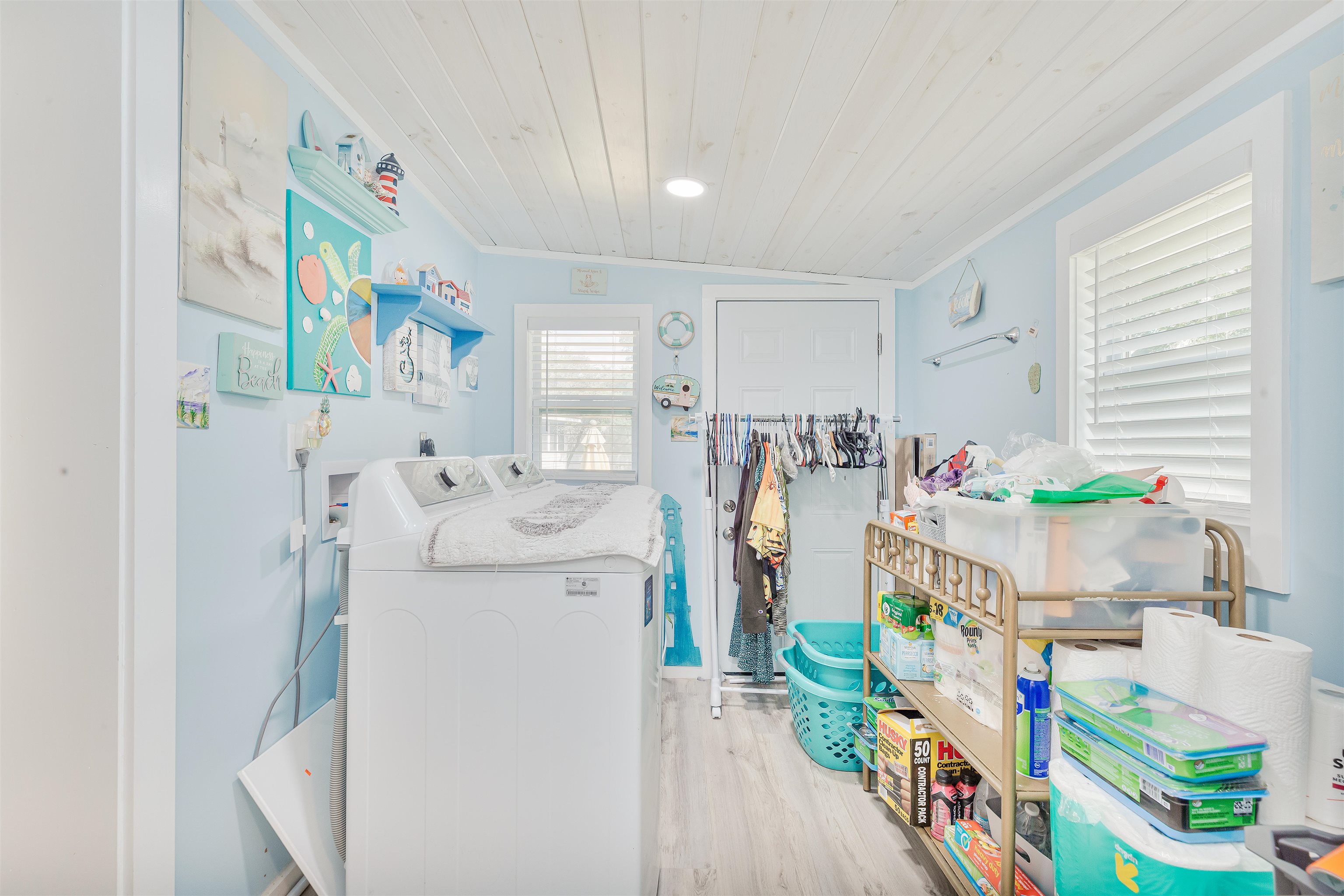 320 Clam Shell Circle Property Photo 7