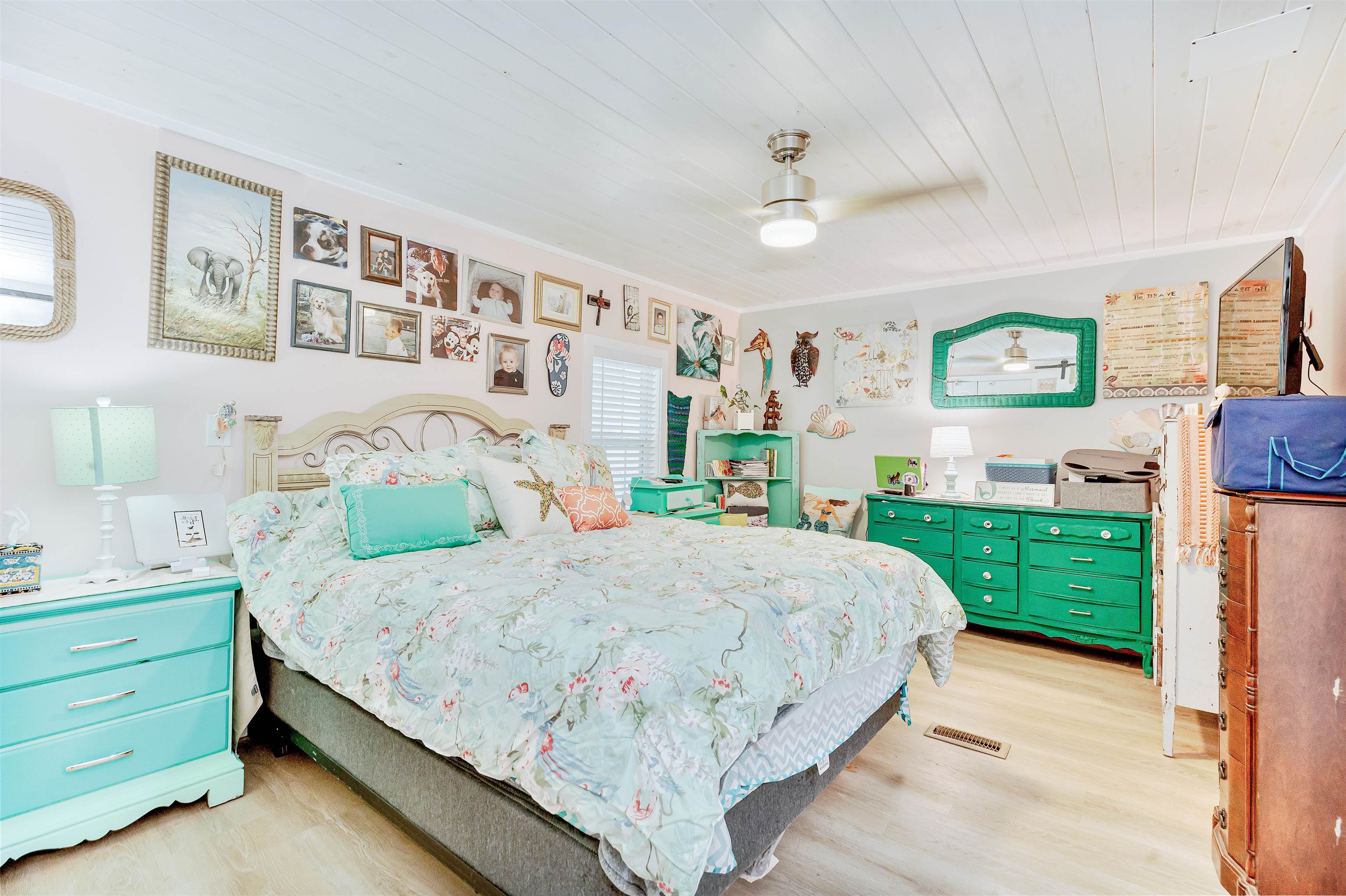 320 Clam Shell Circle Property Photo 9