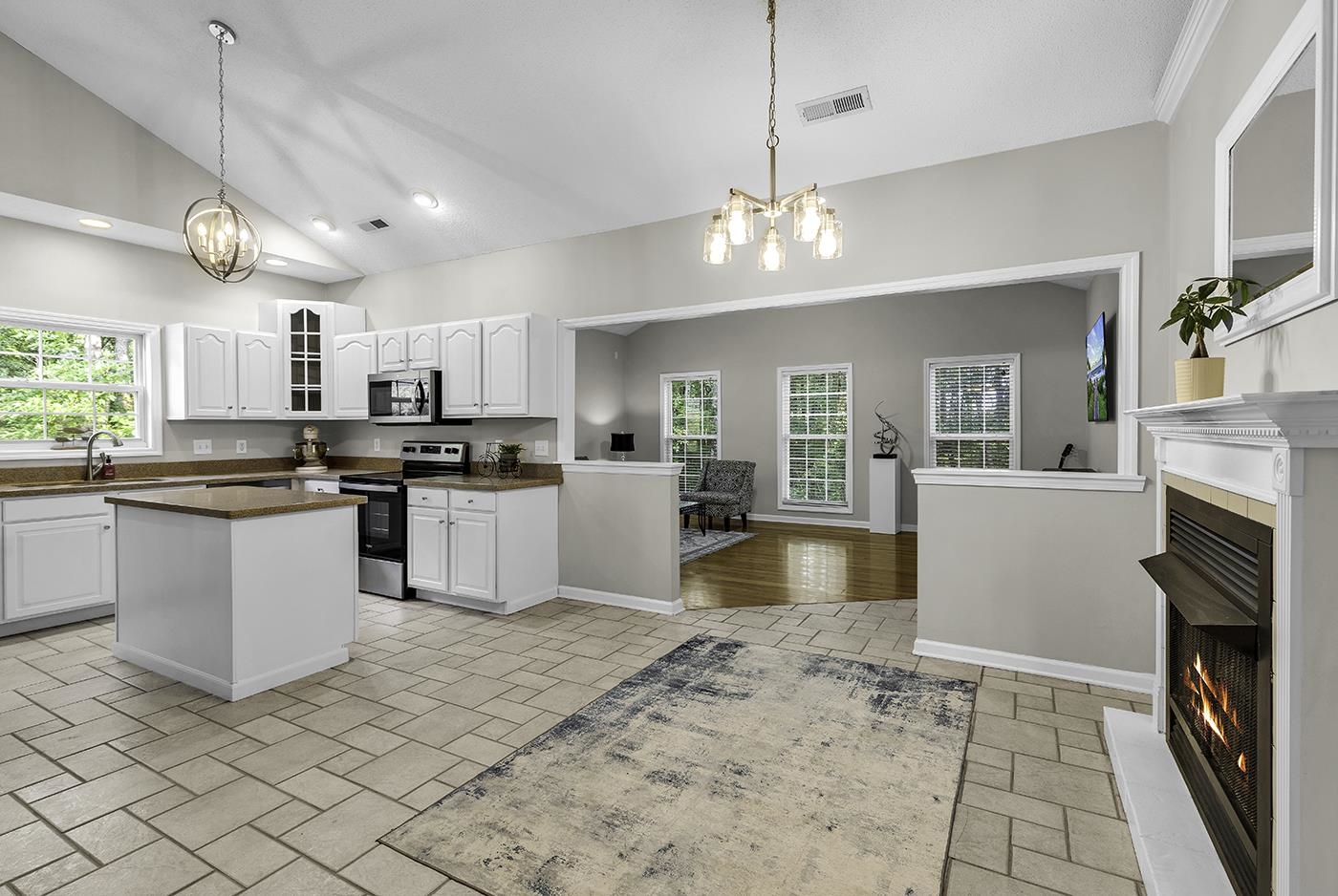 527 Alderly Ct. Property Photo 15