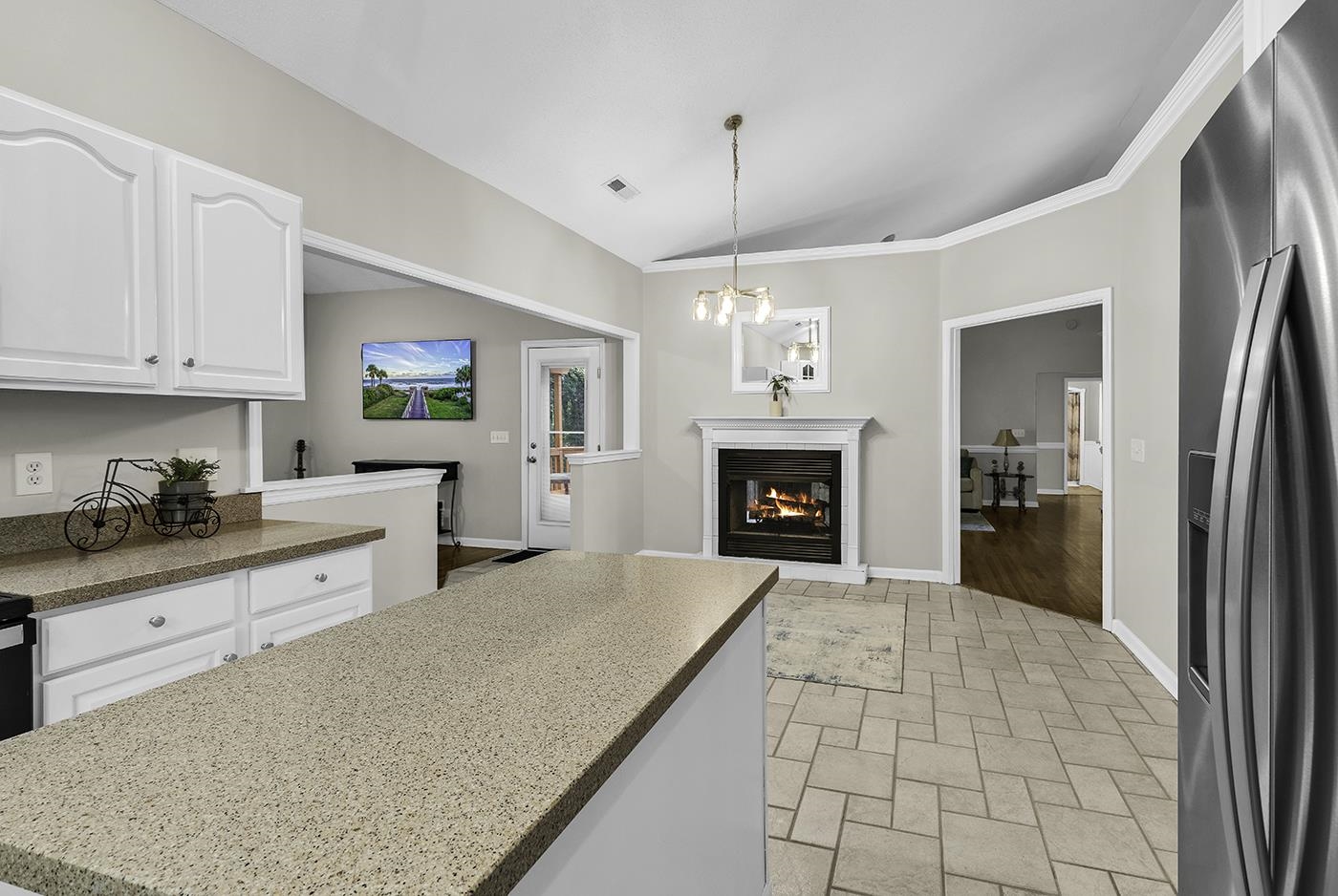 527 Alderly Ct. Property Photo 24