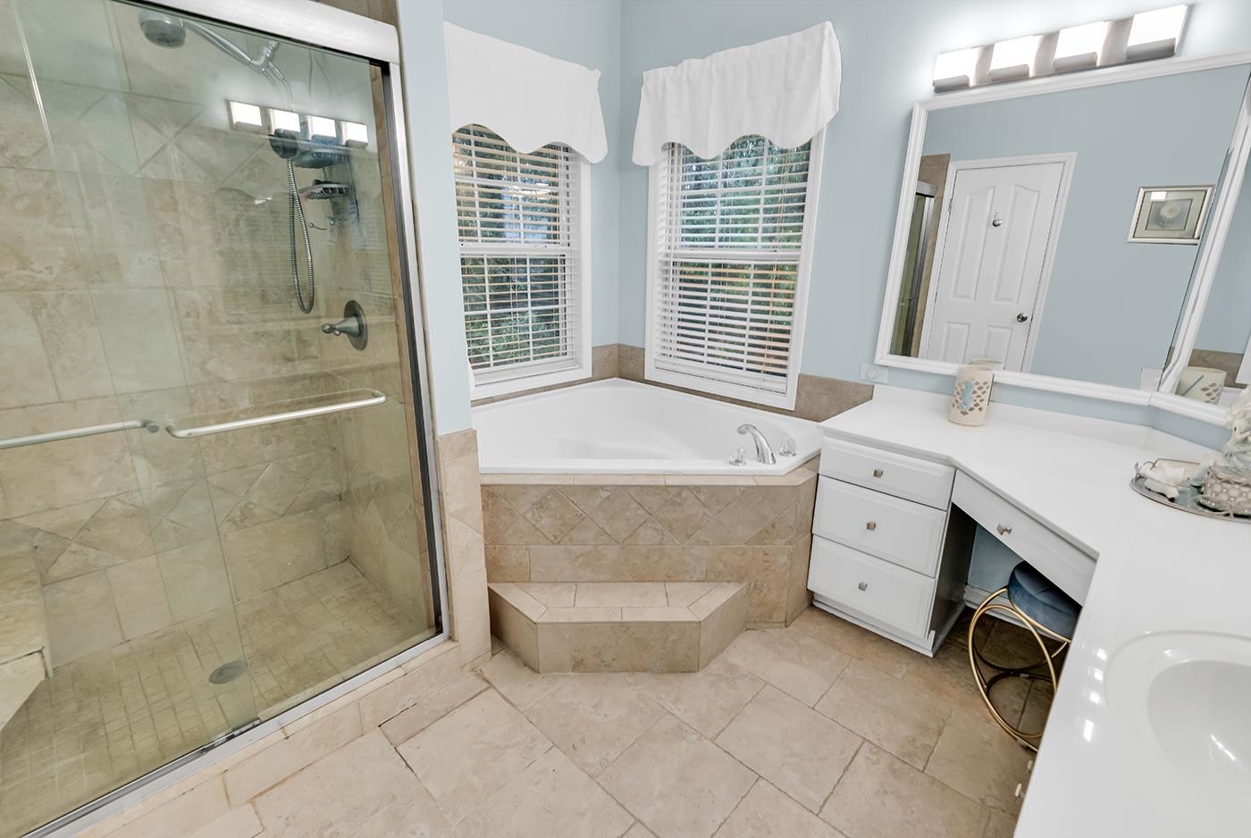 527 Alderly Ct. Property Photo 27