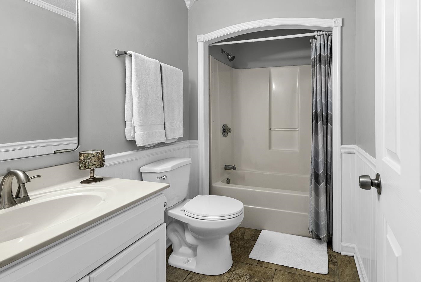 527 Alderly Ct. Property Photo 38