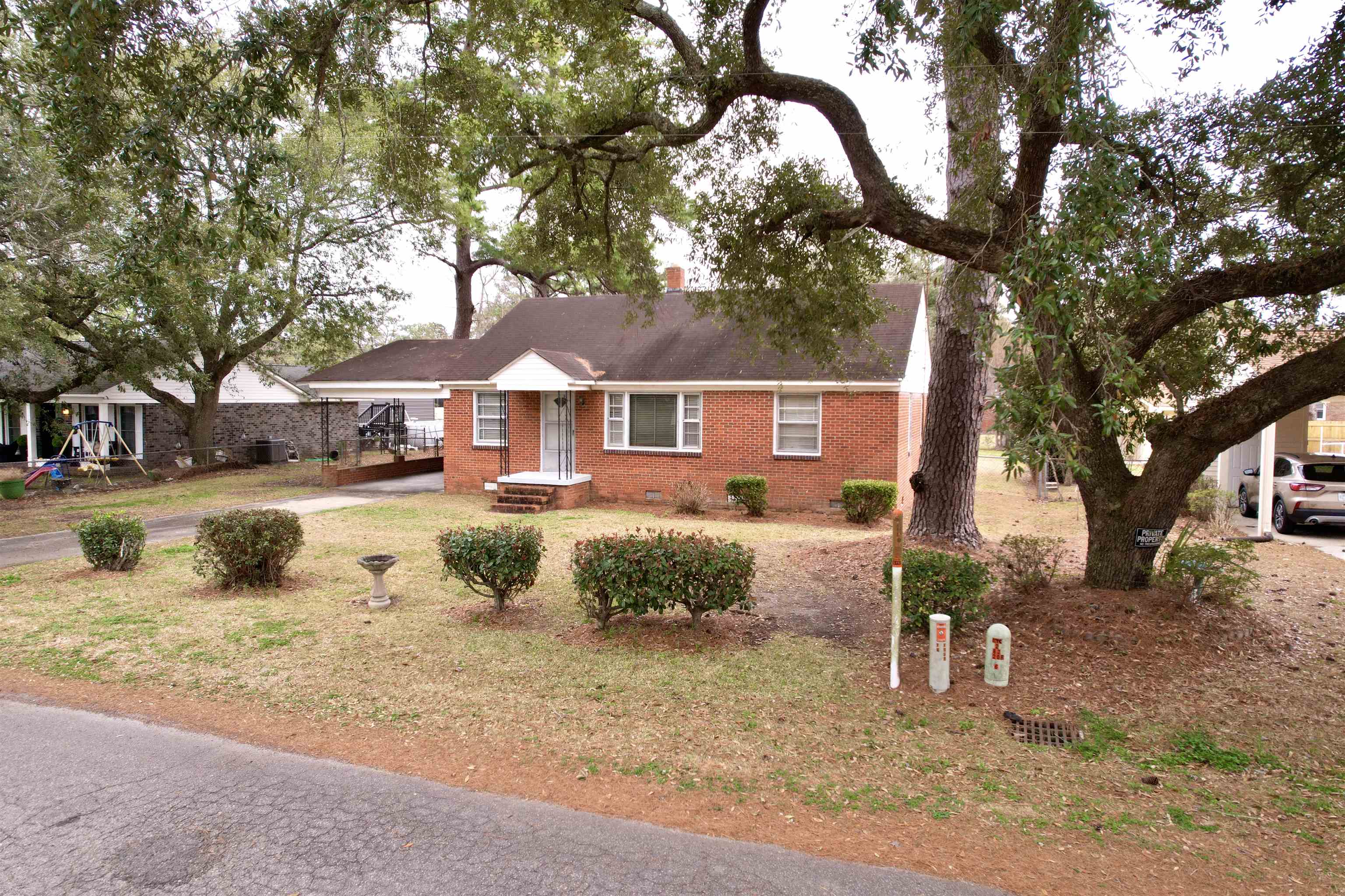 1738 Jasper St. Property Photo 4