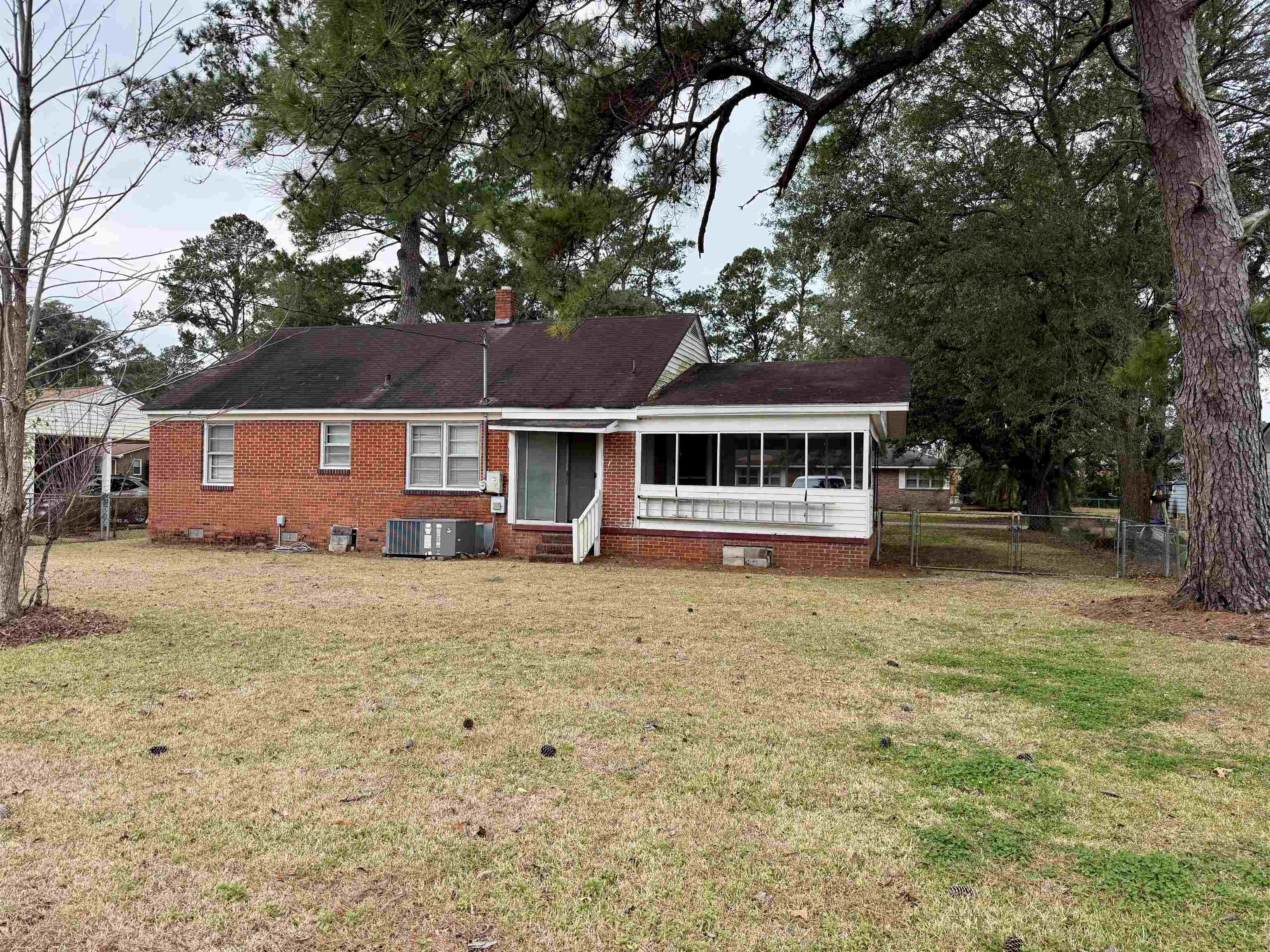 1738 Jasper St. Property Photo 10