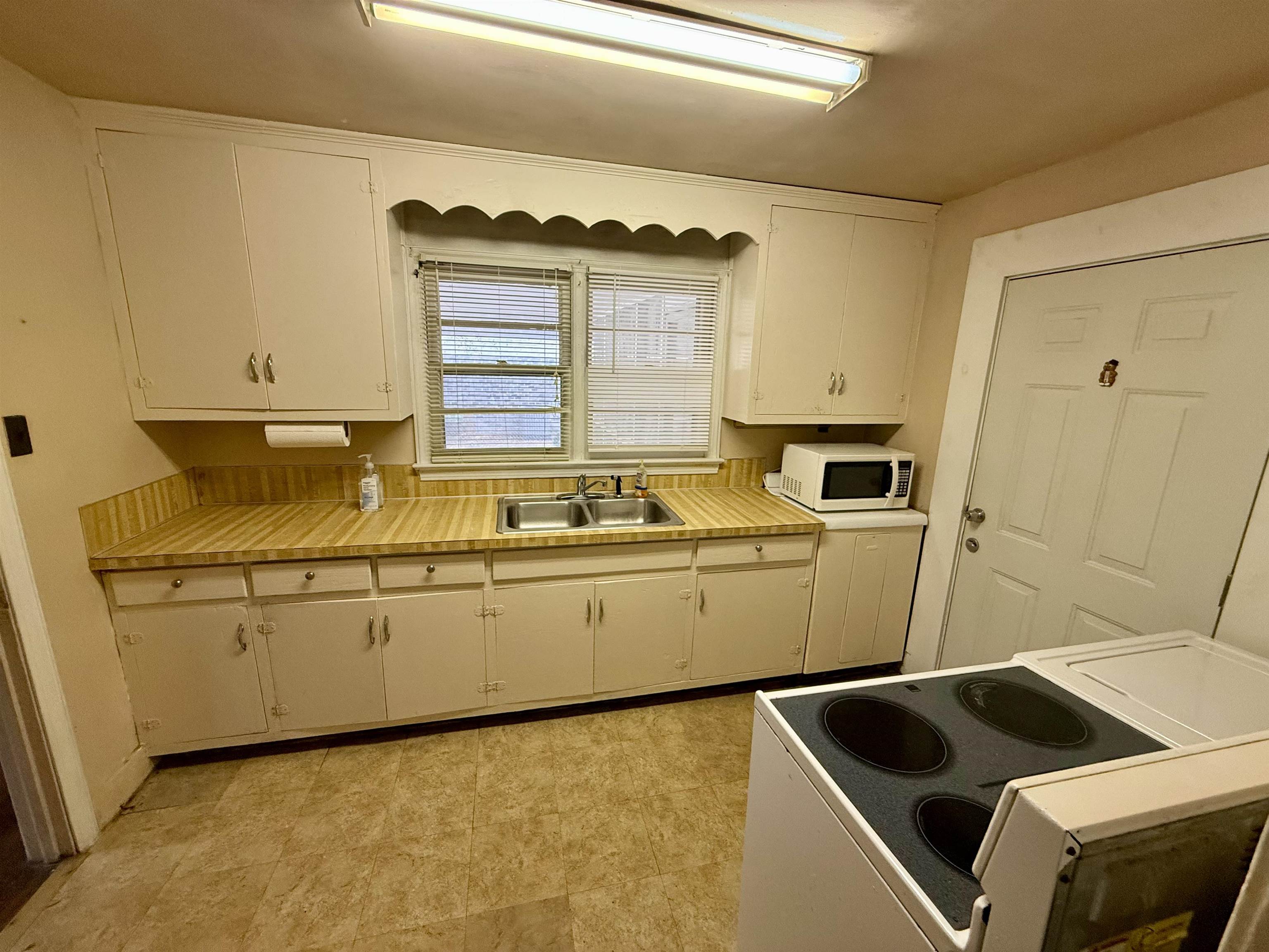 1738 Jasper St. Property Photo 11