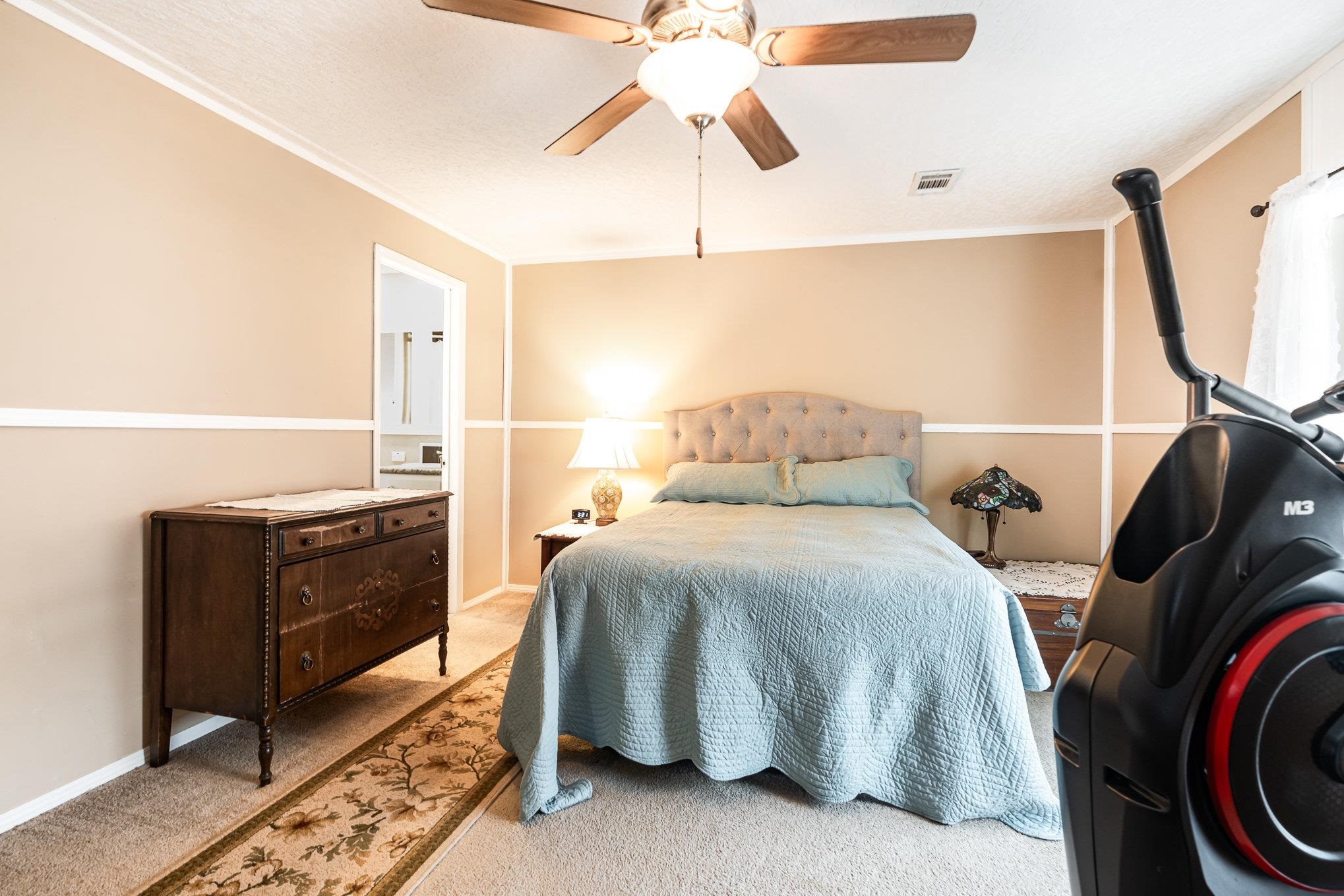 123 Shetland Woods Dr. Property Photo 10