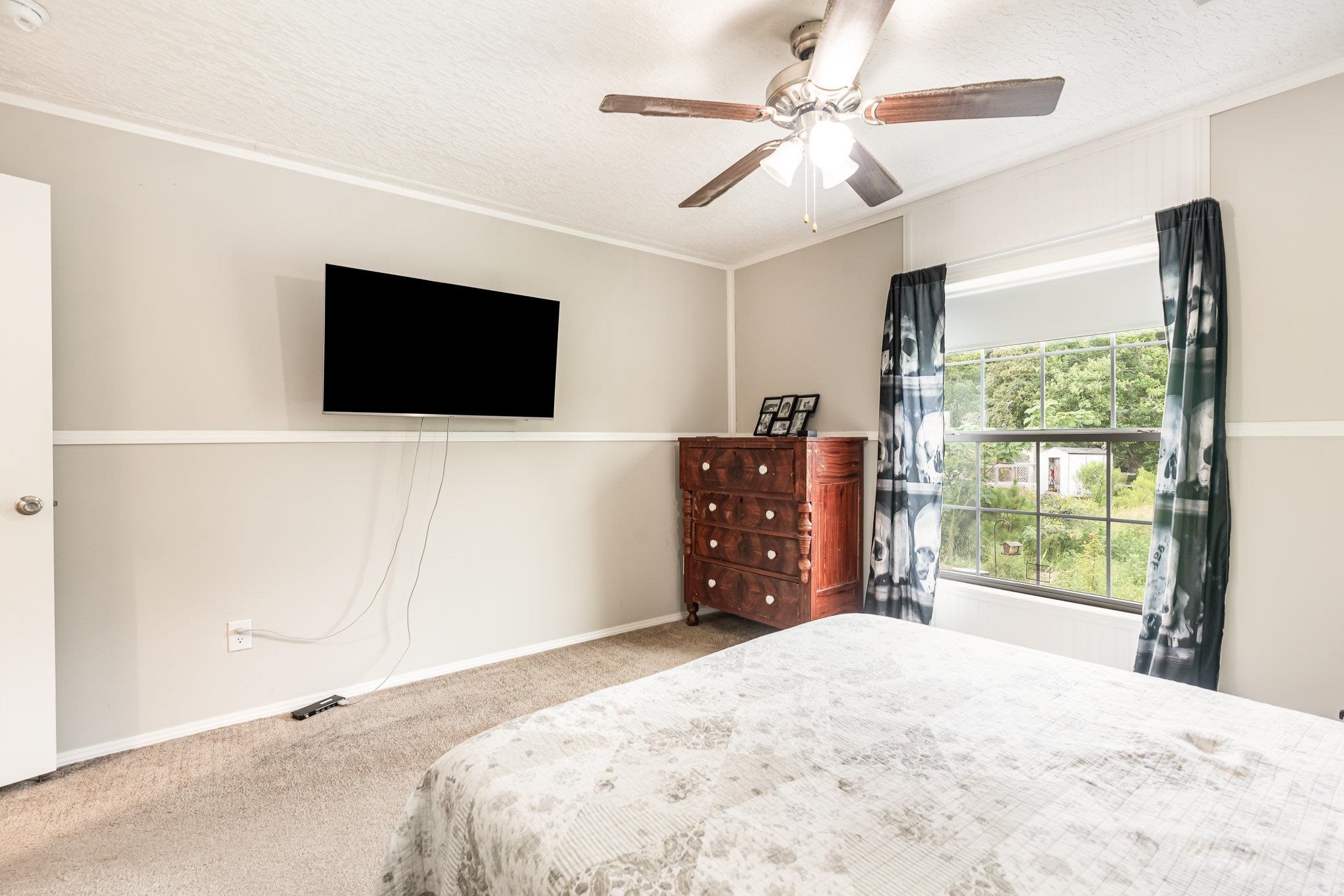 123 Shetland Woods Dr. Property Photo 24