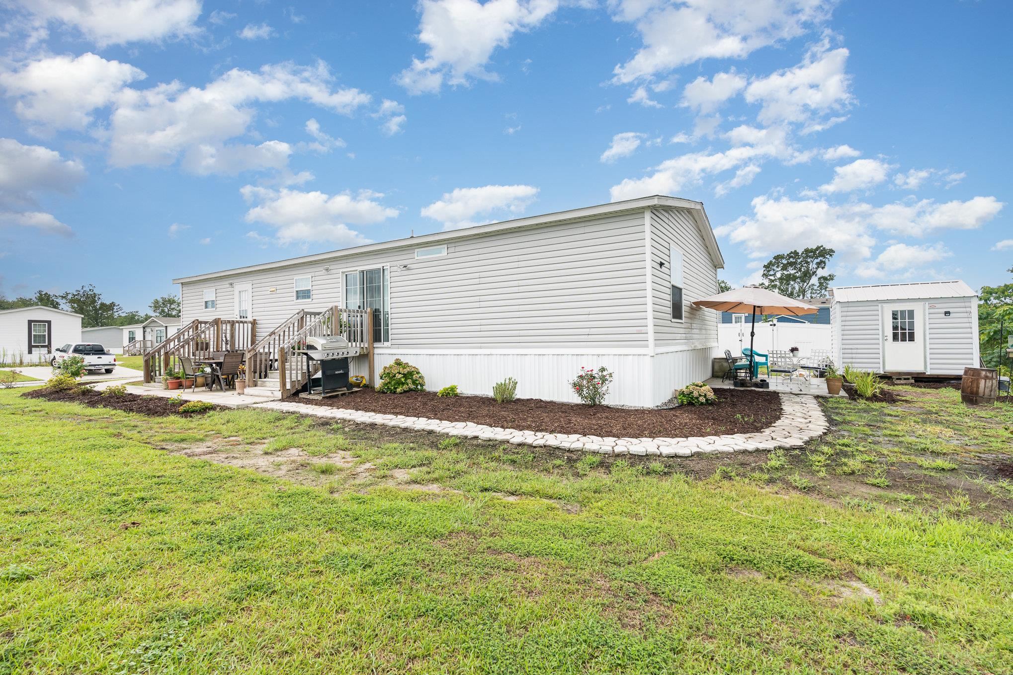 123 Shetland Woods Dr. Property Photo 29