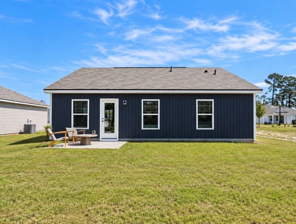 915 Farmers Passage Loop Property Photo 15