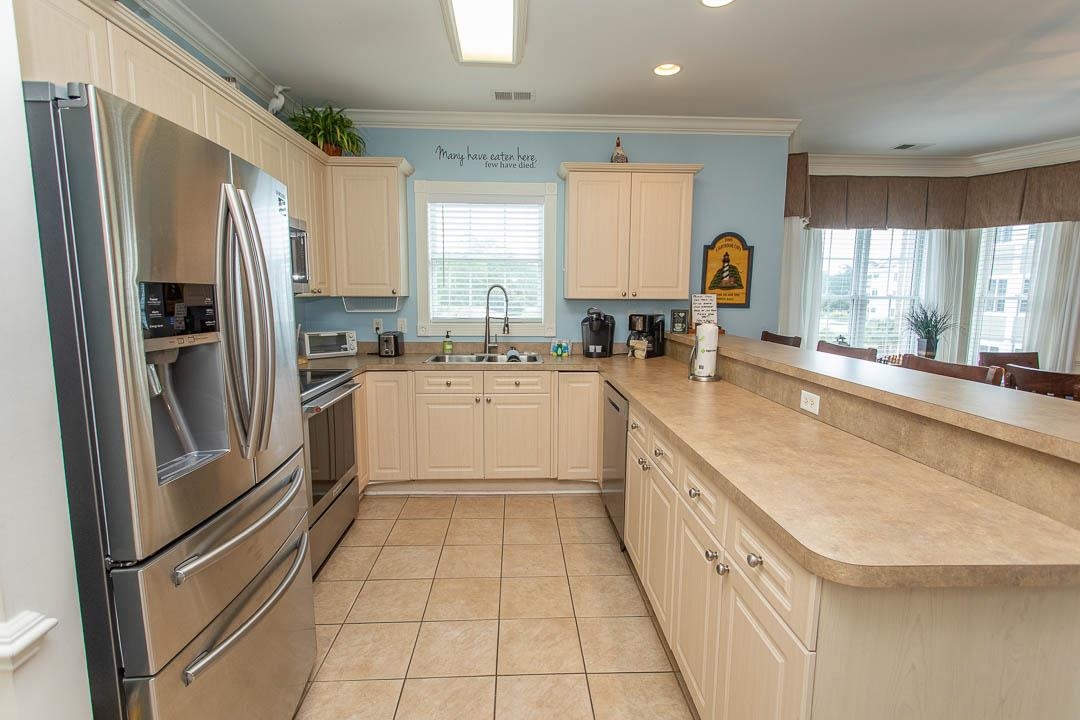 4861 Luster Leaf Circle Property Photo 3