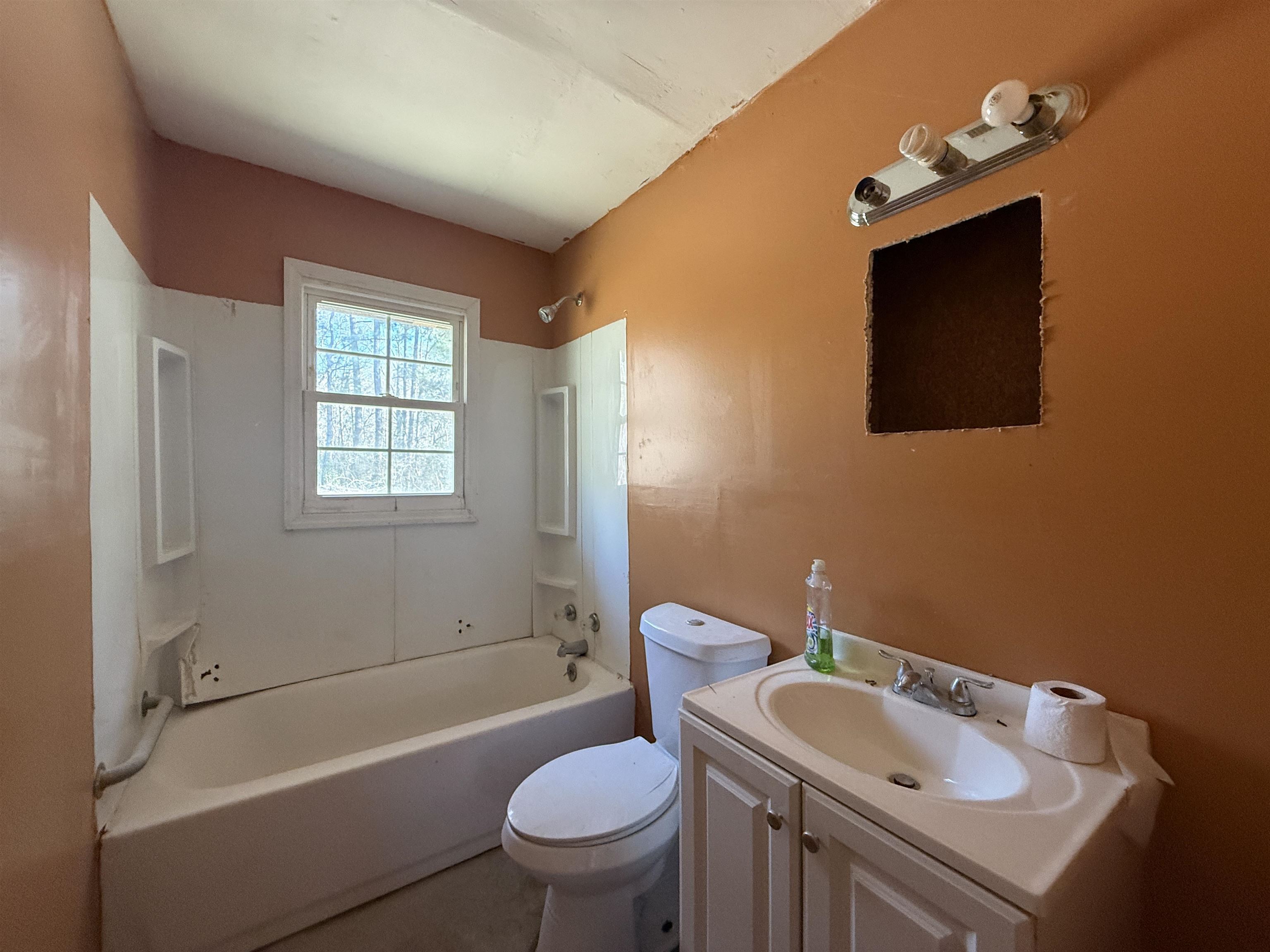 408 Eva Loop Property Photo 10