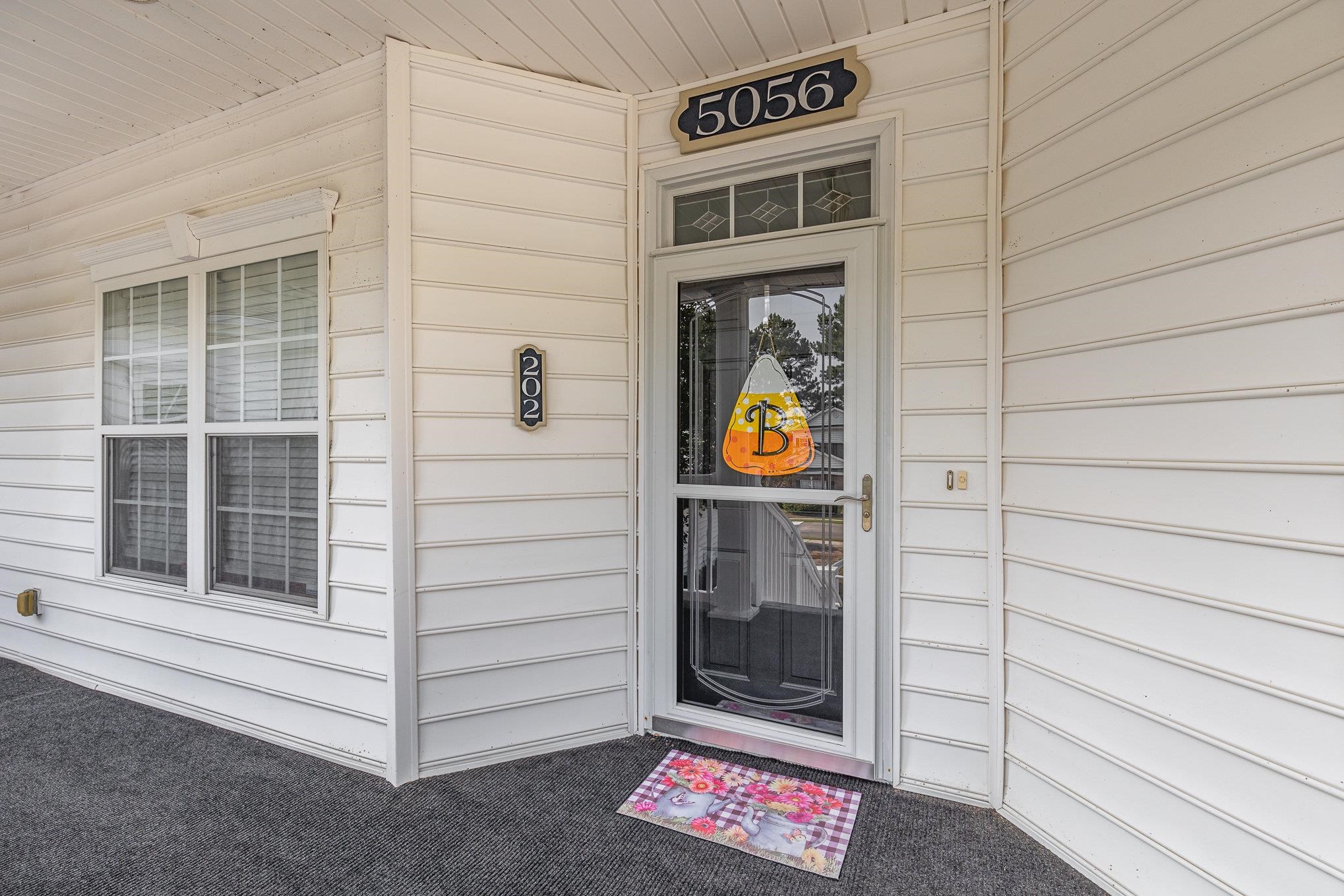5056 Glenbrook Dr. Property Photo 6