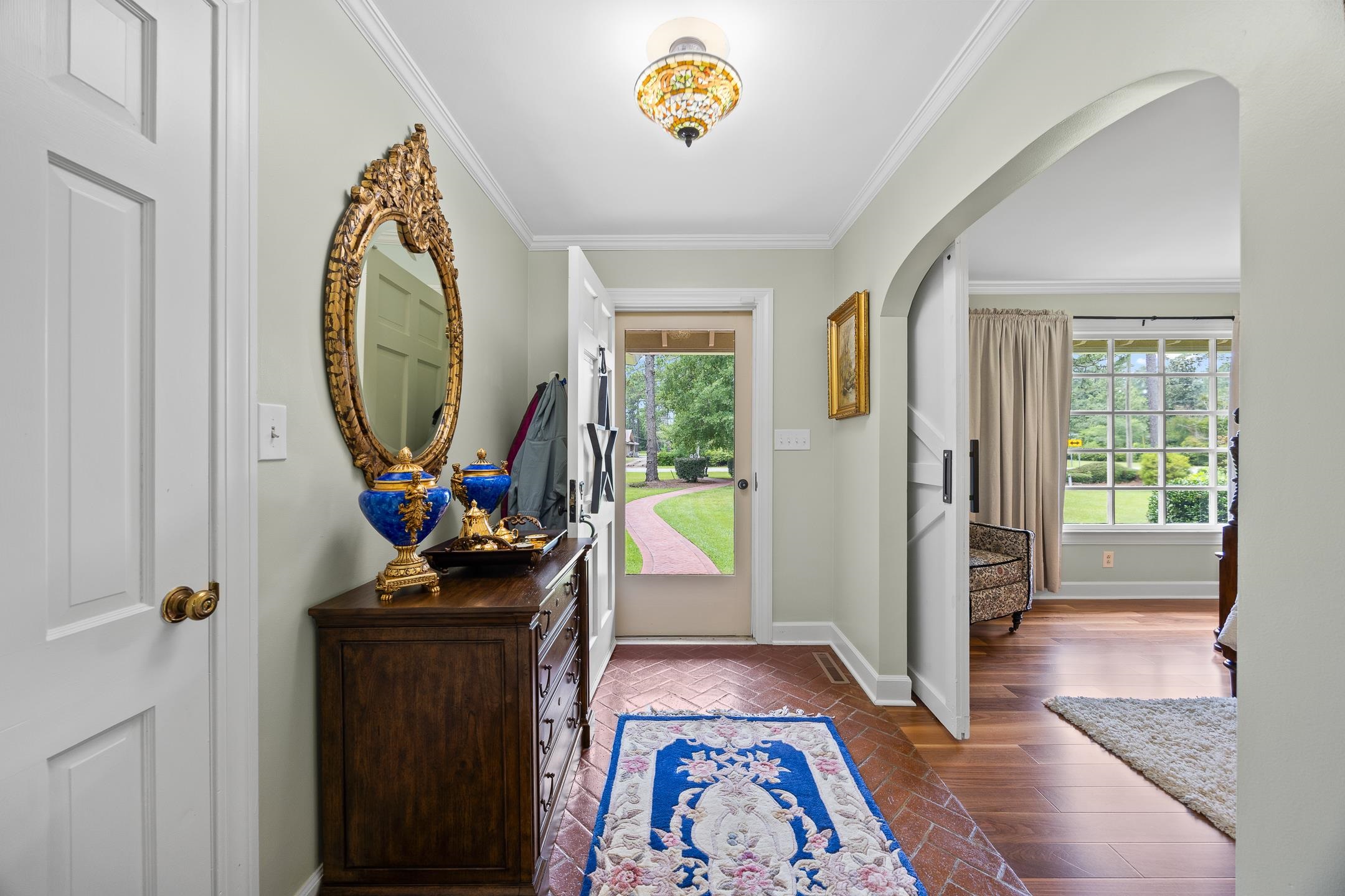 481 Fox Bay Rd. Property Photo 6