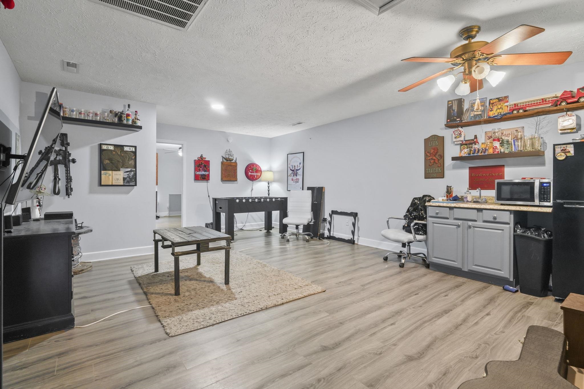 4040 Longleaf Ln. Property Photo 19