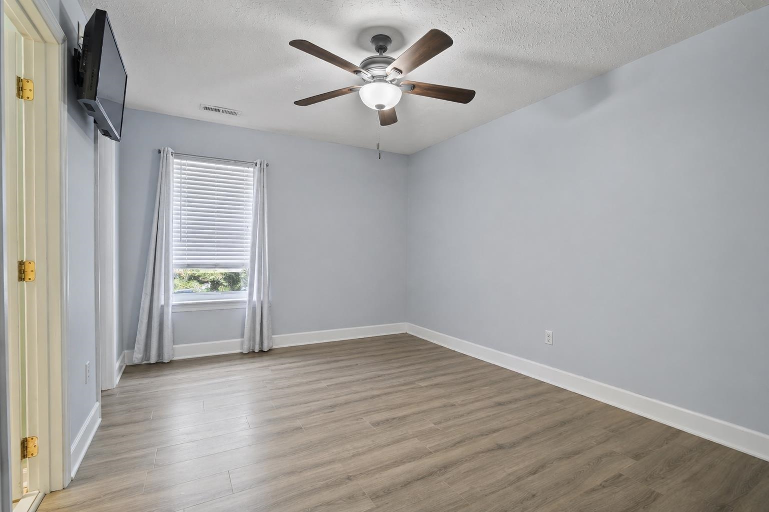 4040 Longleaf Ln. Property Photo 21