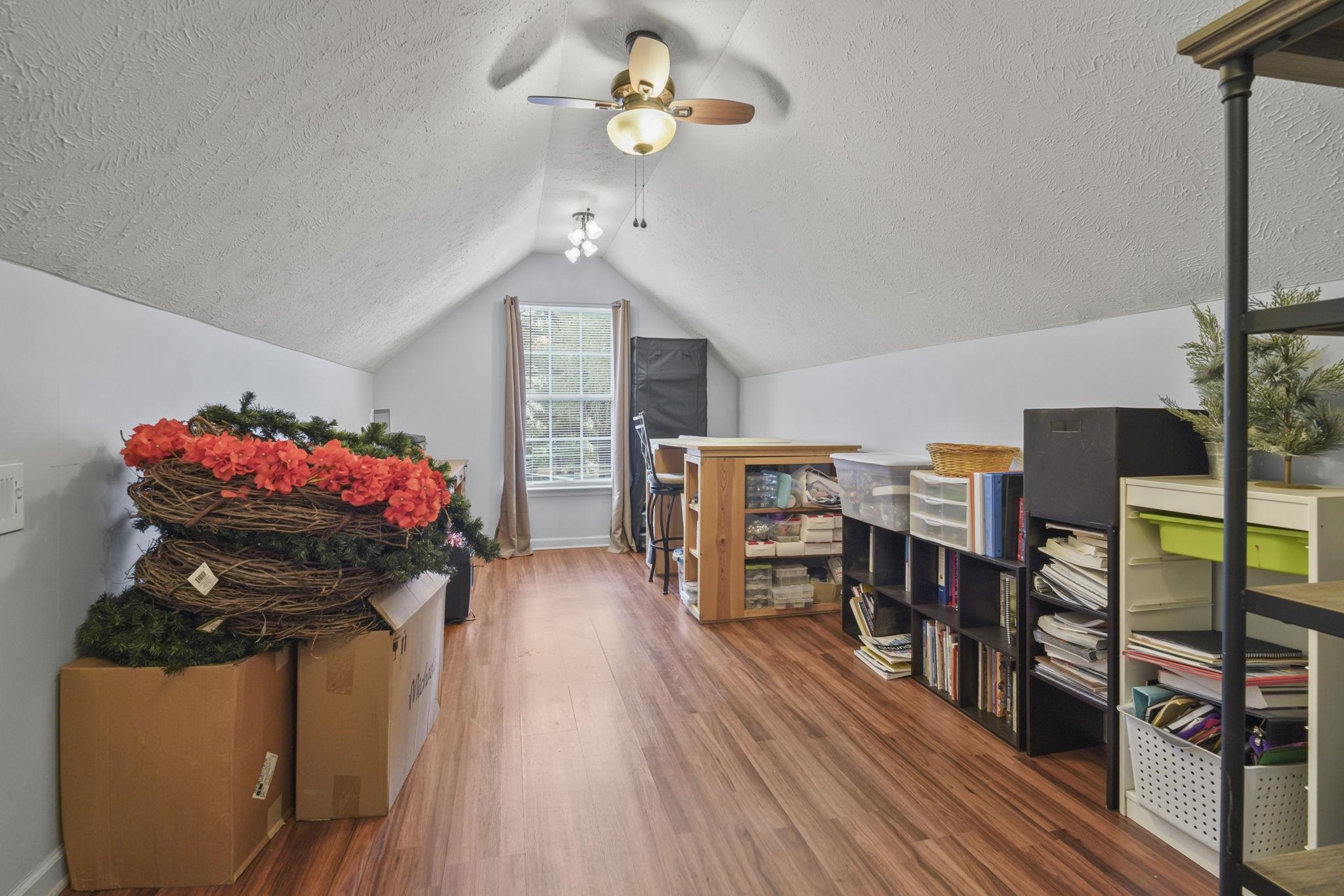 4040 Longleaf Ln. Property Photo 22
