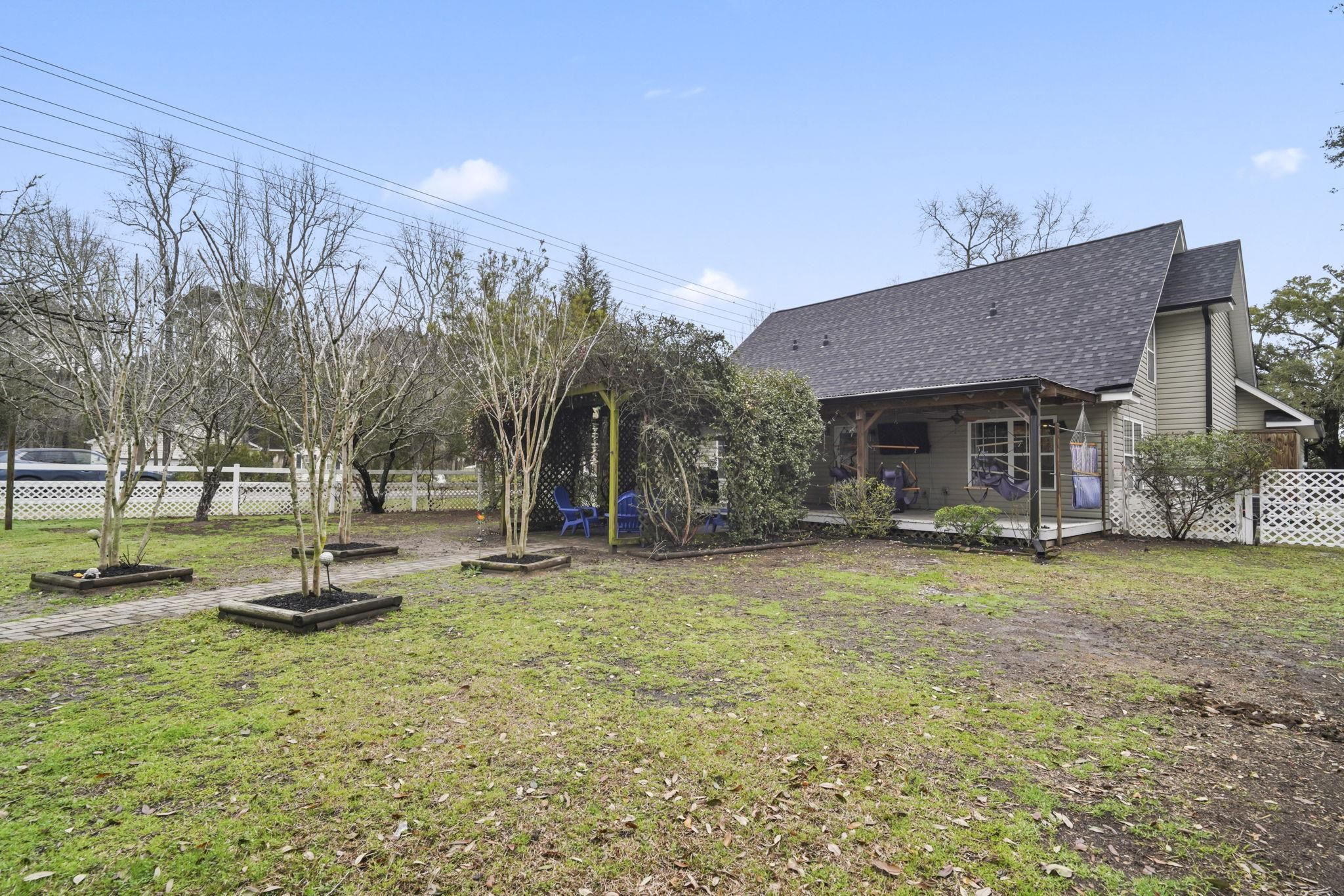 4040 Longleaf Ln. Property Photo 27
