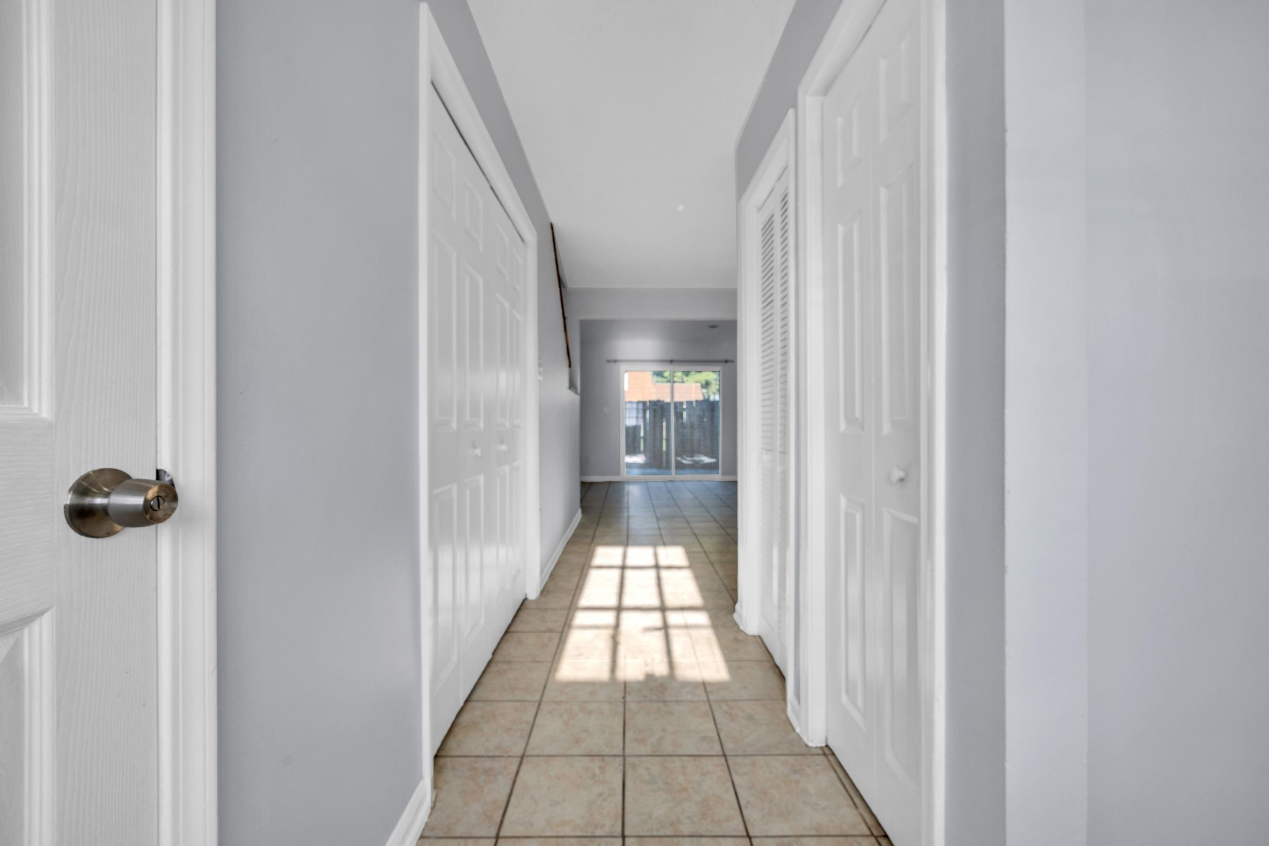 1025 Carolina Rd. Property Photo 3