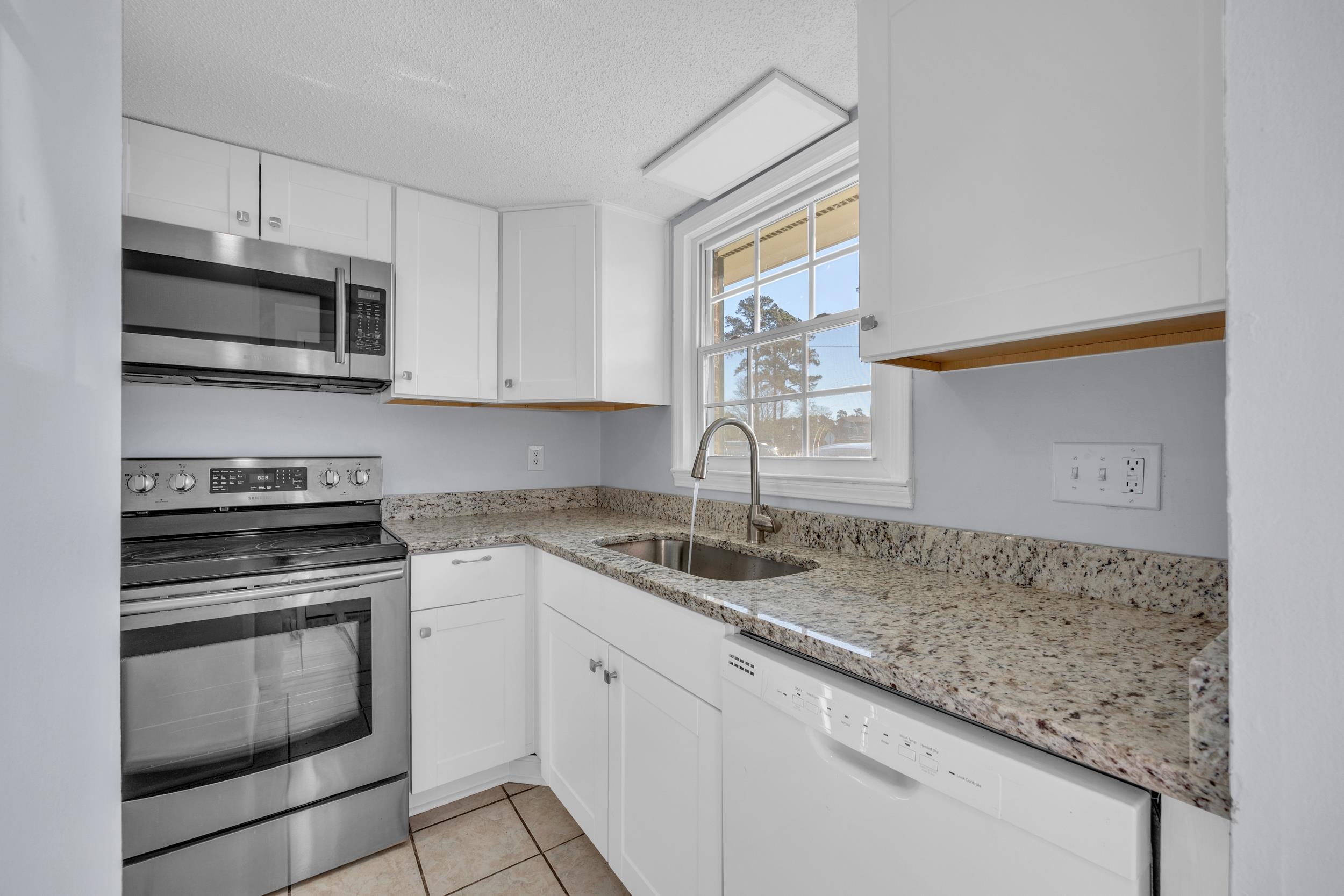 1025 Carolina Rd. Property Photo 6