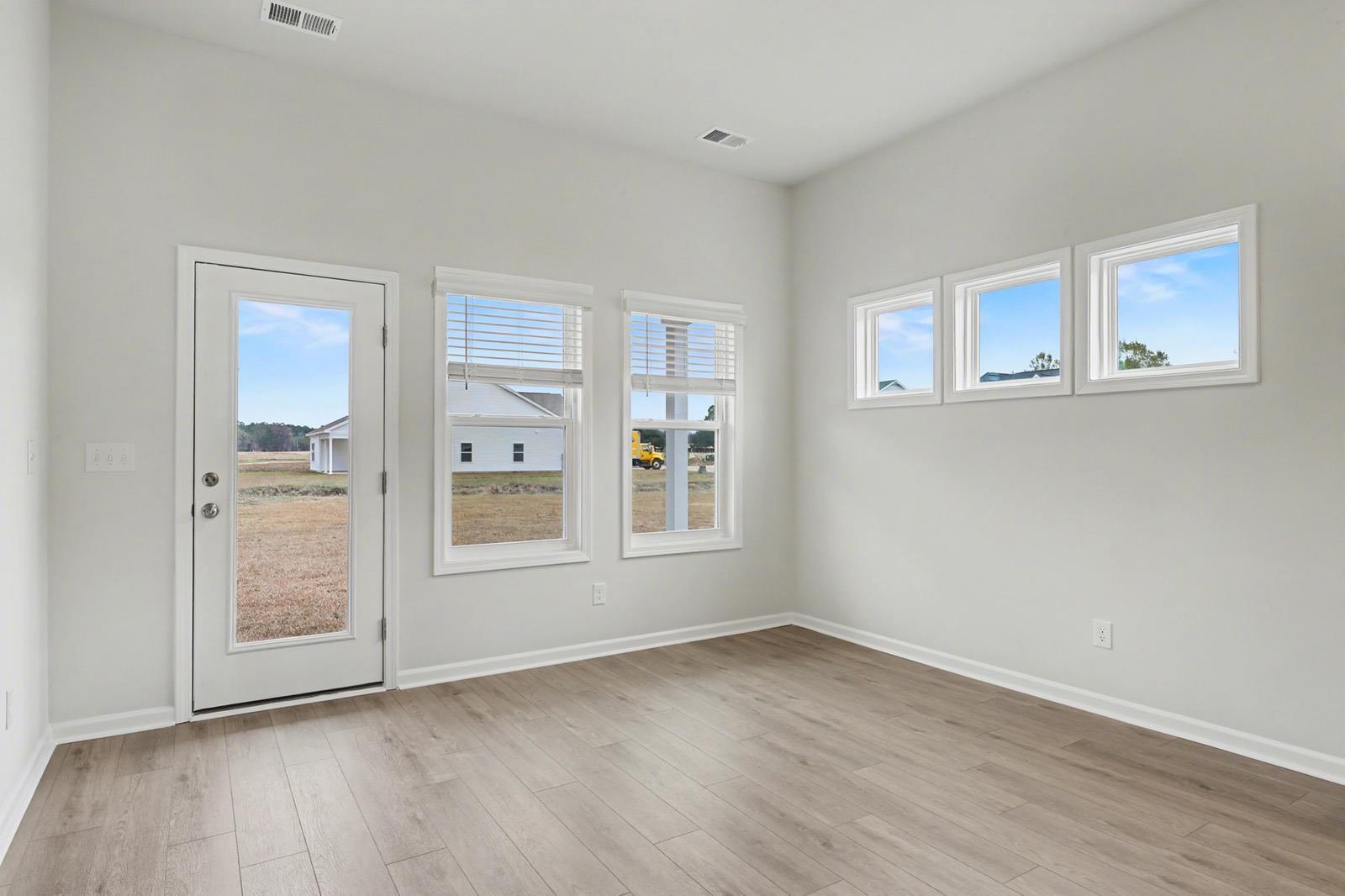 453 Atamasco Ct. Property Photo 10