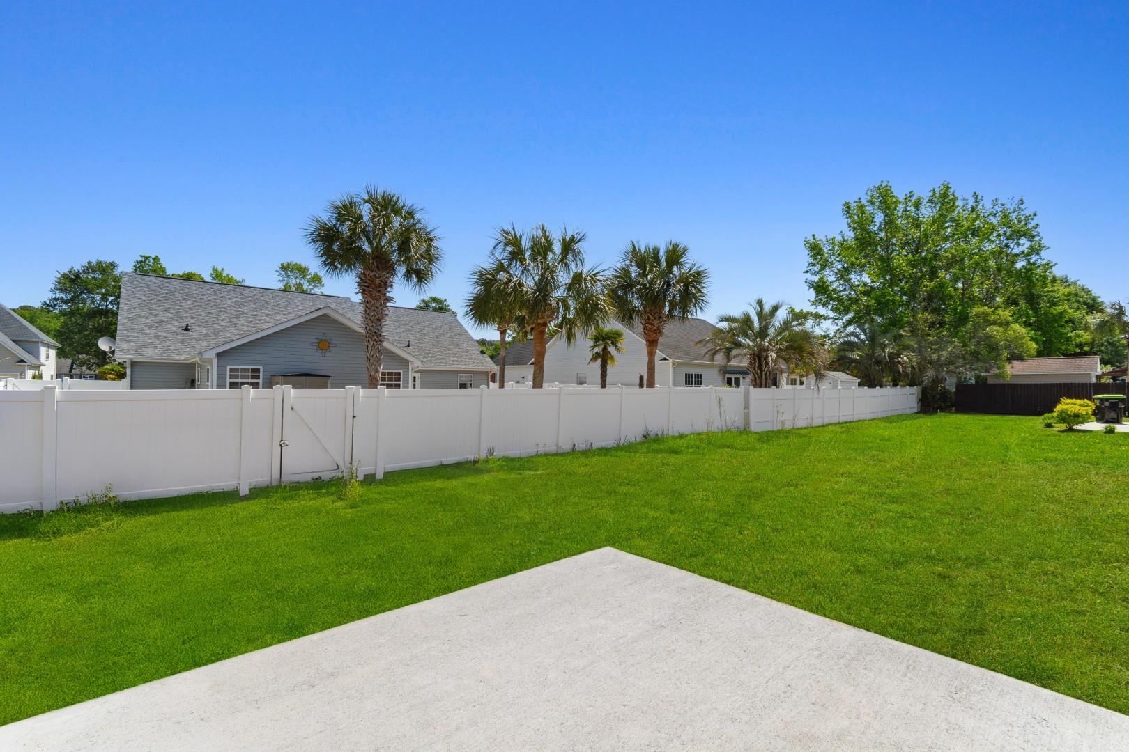 2281 Seaford Dr. Property Photo 32