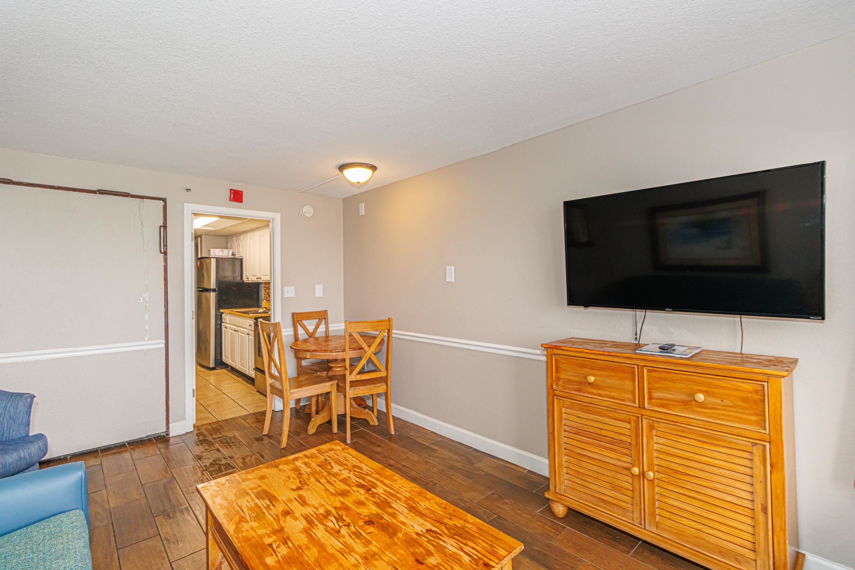 6804 N Ocean Blvd. Property Photo 10