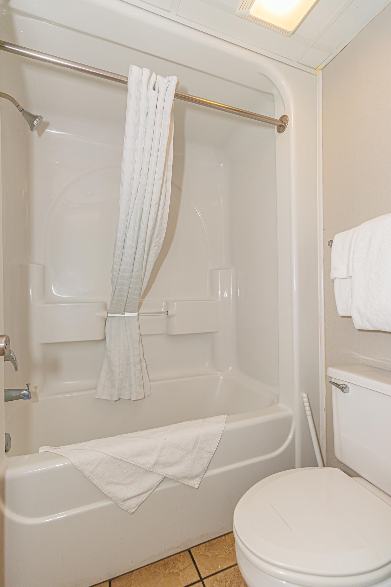 6804 N Ocean Blvd. Property Photo 24
