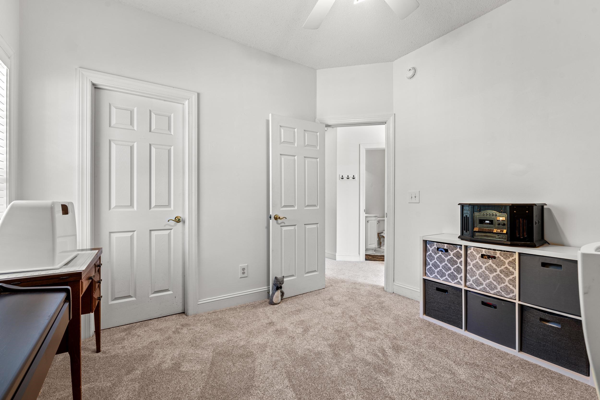 5038 Belleglen Ct. Property Photo 22
