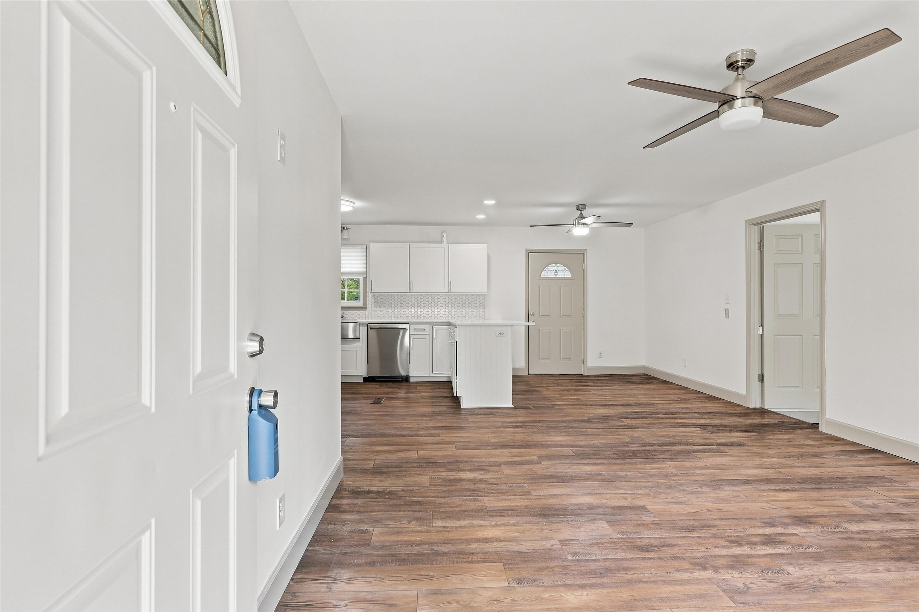 2806 Nursery Rd. Property Photo 3
