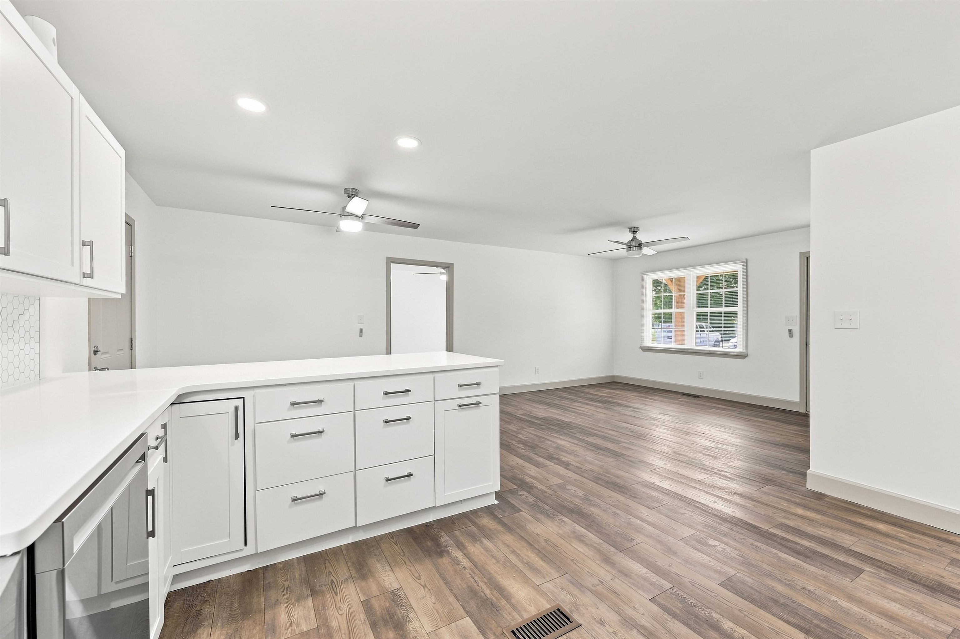 2806 Nursery Rd. Property Photo 9