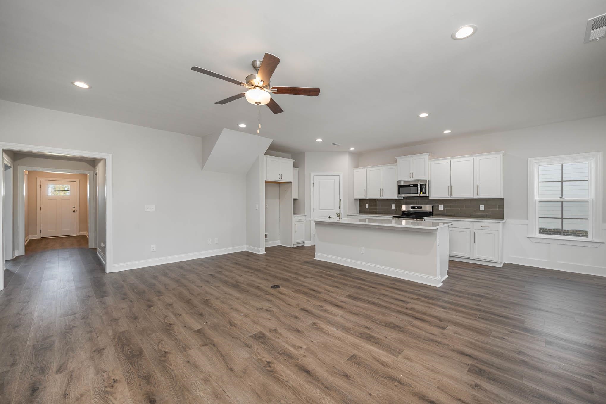 5119 Water Breeze Ct. Property Photo 6