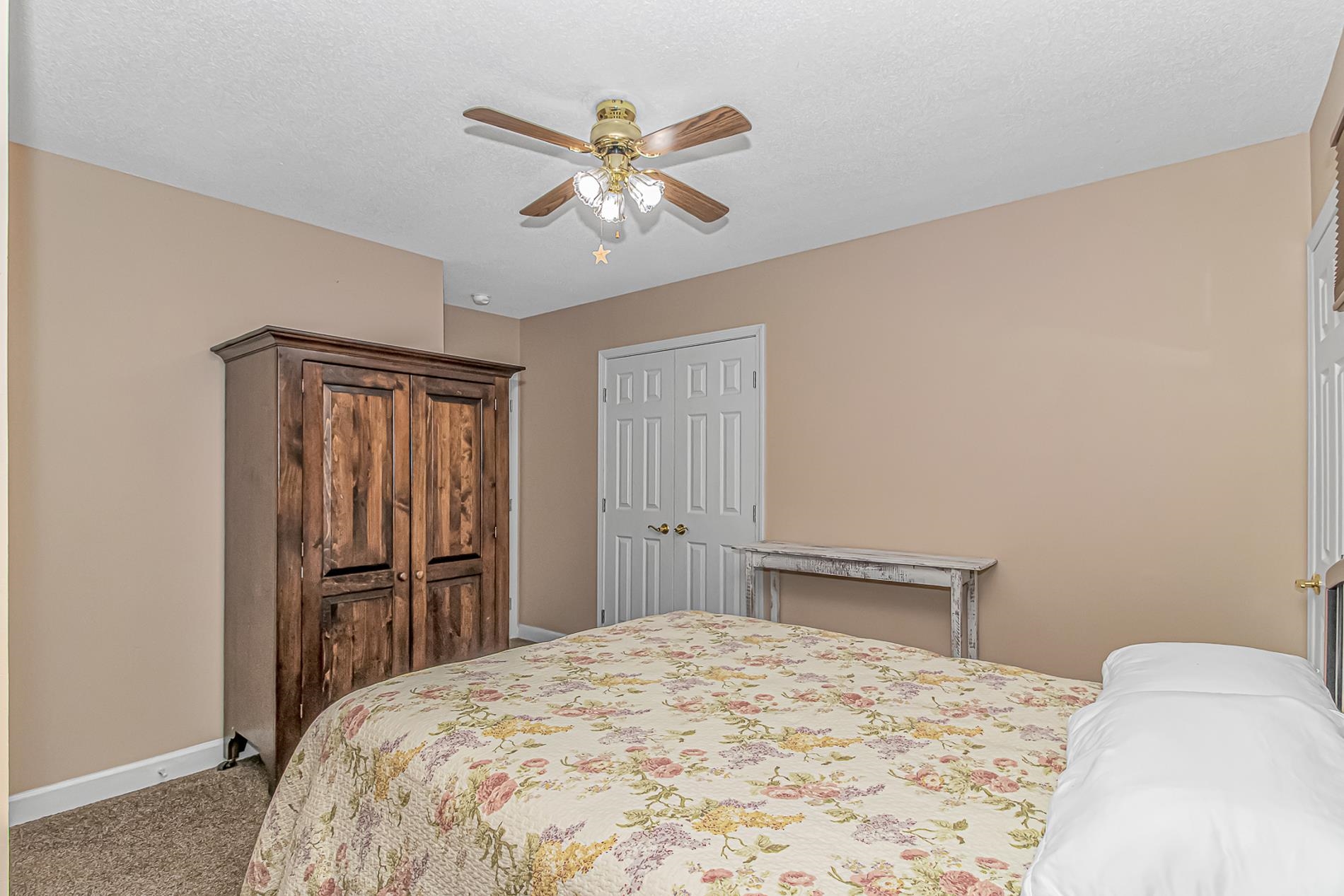 2104 Adams Circle Property Photo 11