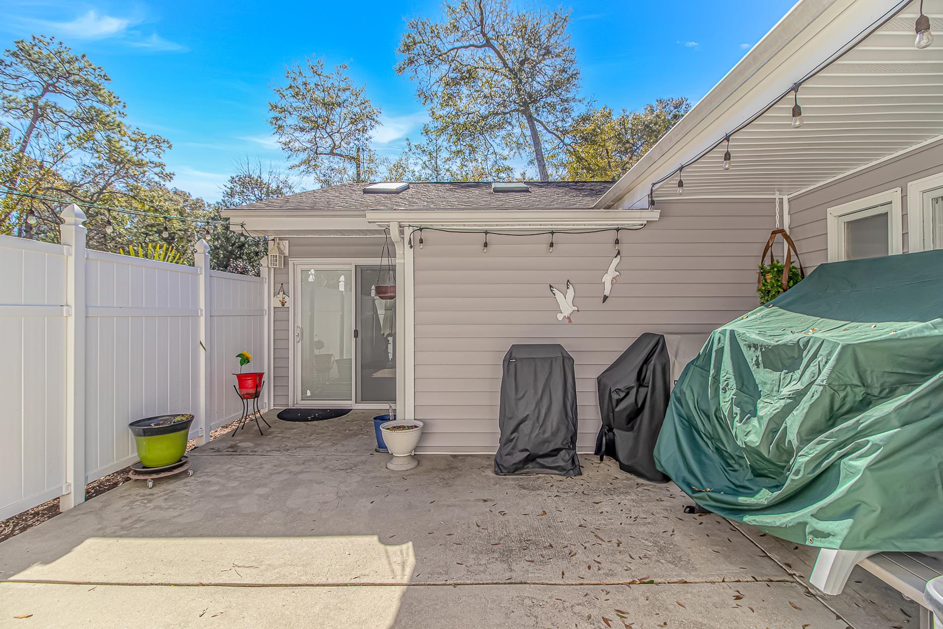 2104 Adams Circle Property Photo 18