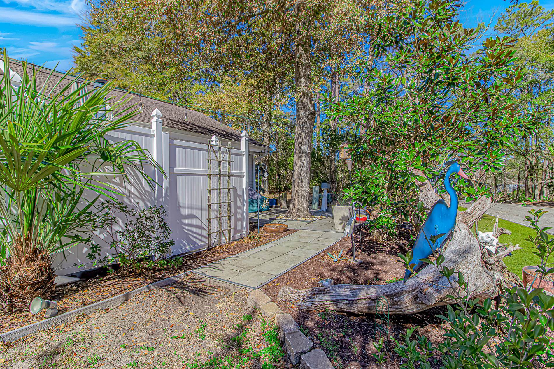 2104 Adams Circle Property Photo 19