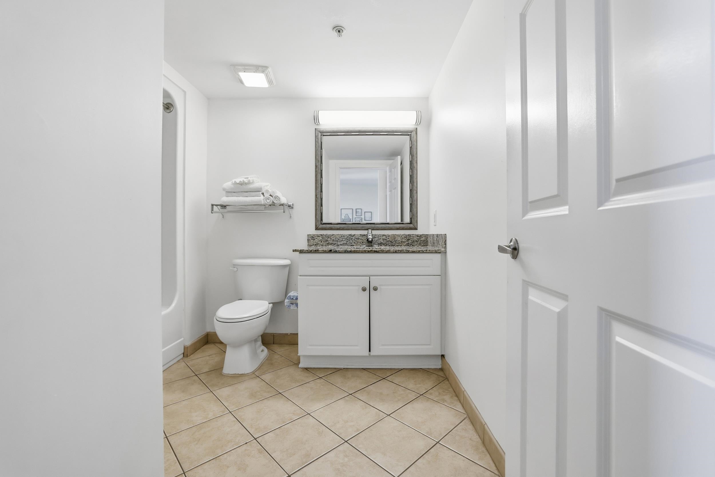 3000 N Ocean Blvd. Property Photo 24