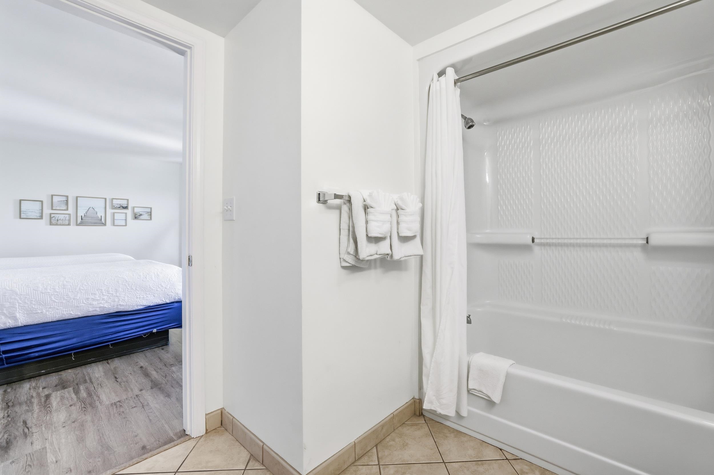 3000 N Ocean Blvd. Property Photo 26