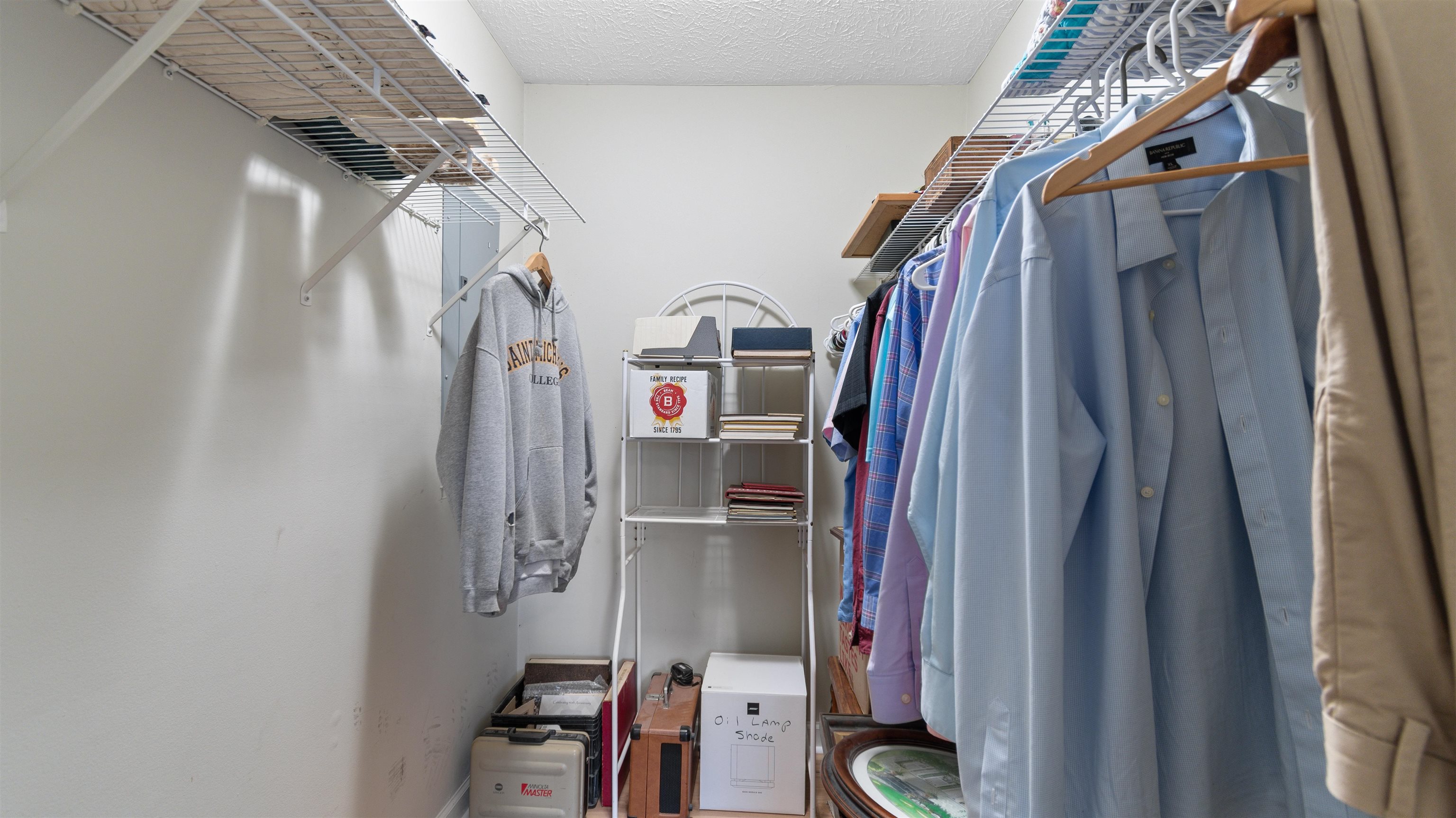 615 Carter Ln. Property Photo 11