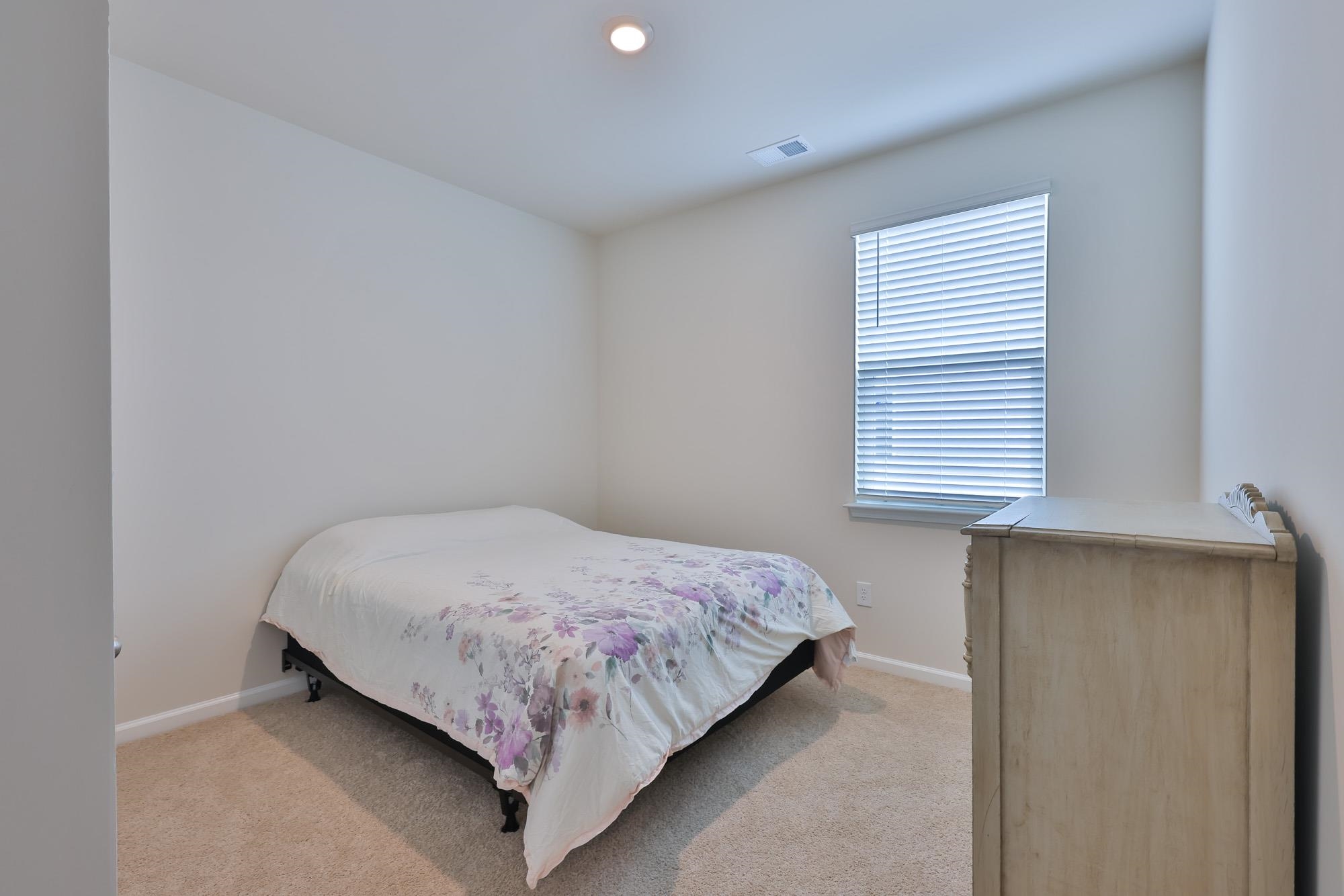206 Carver Willow Dr. Property Photo 16