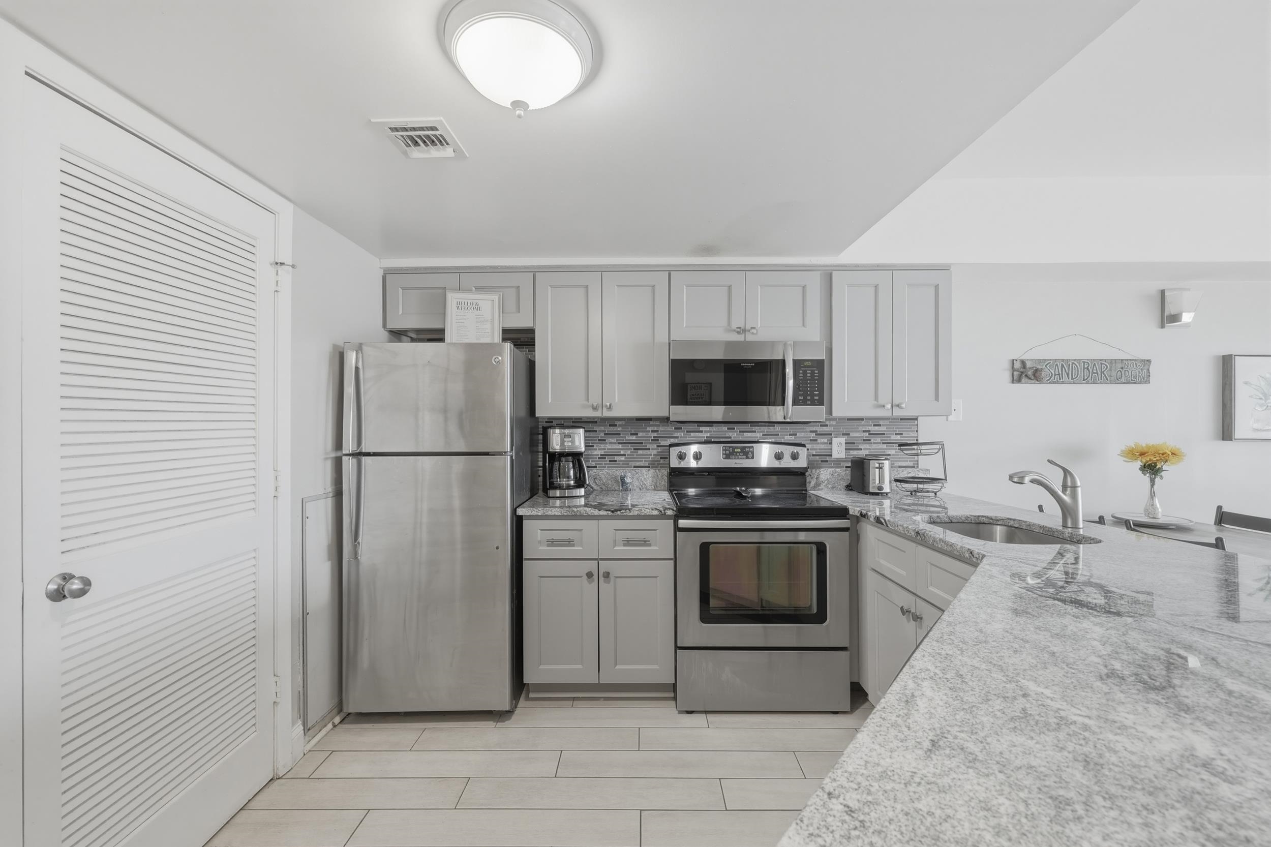 1605 S Ocean Blvd. Property Photo 5
