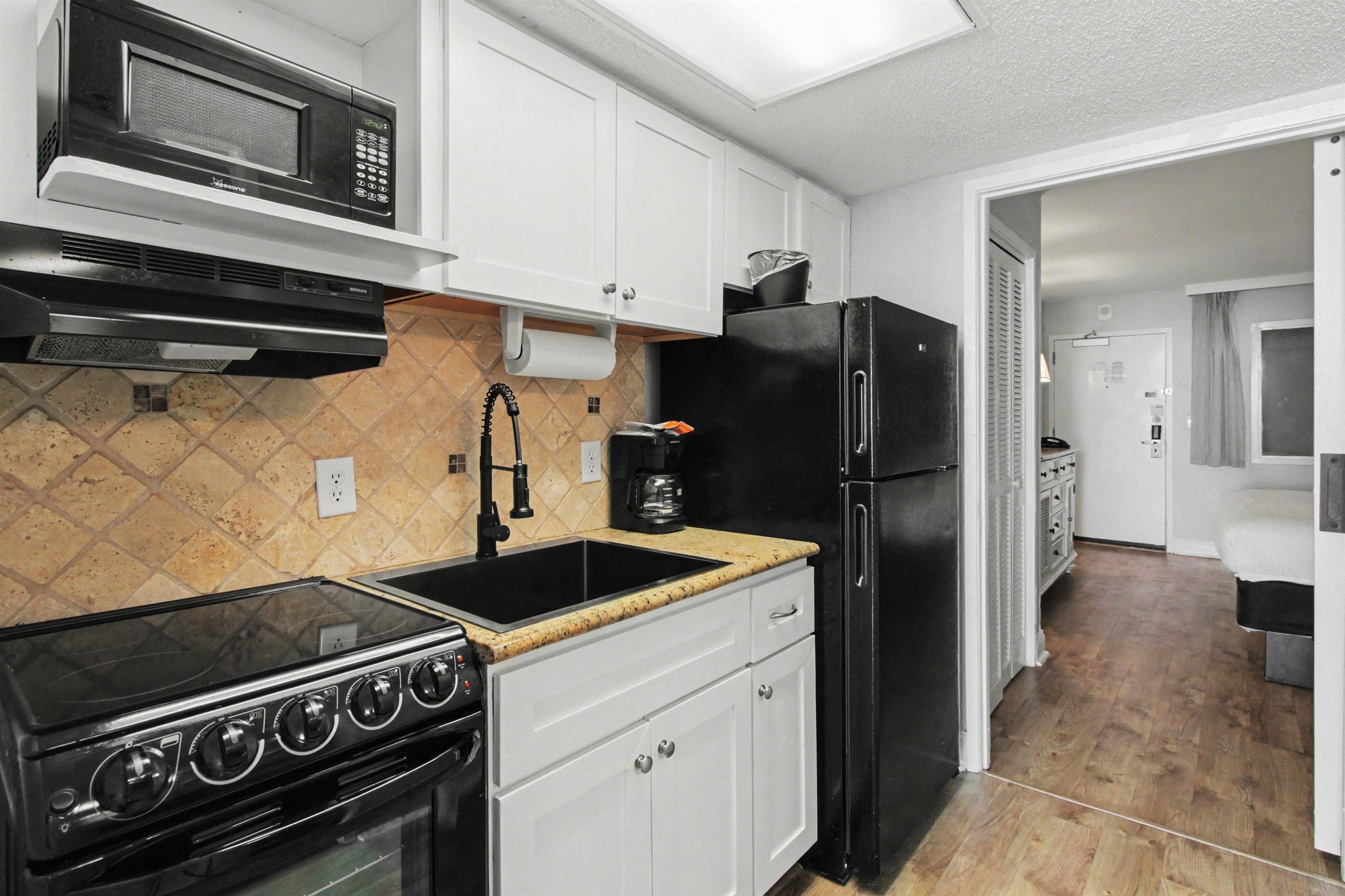 2401 S Ocean Blvd. Property Photo 9