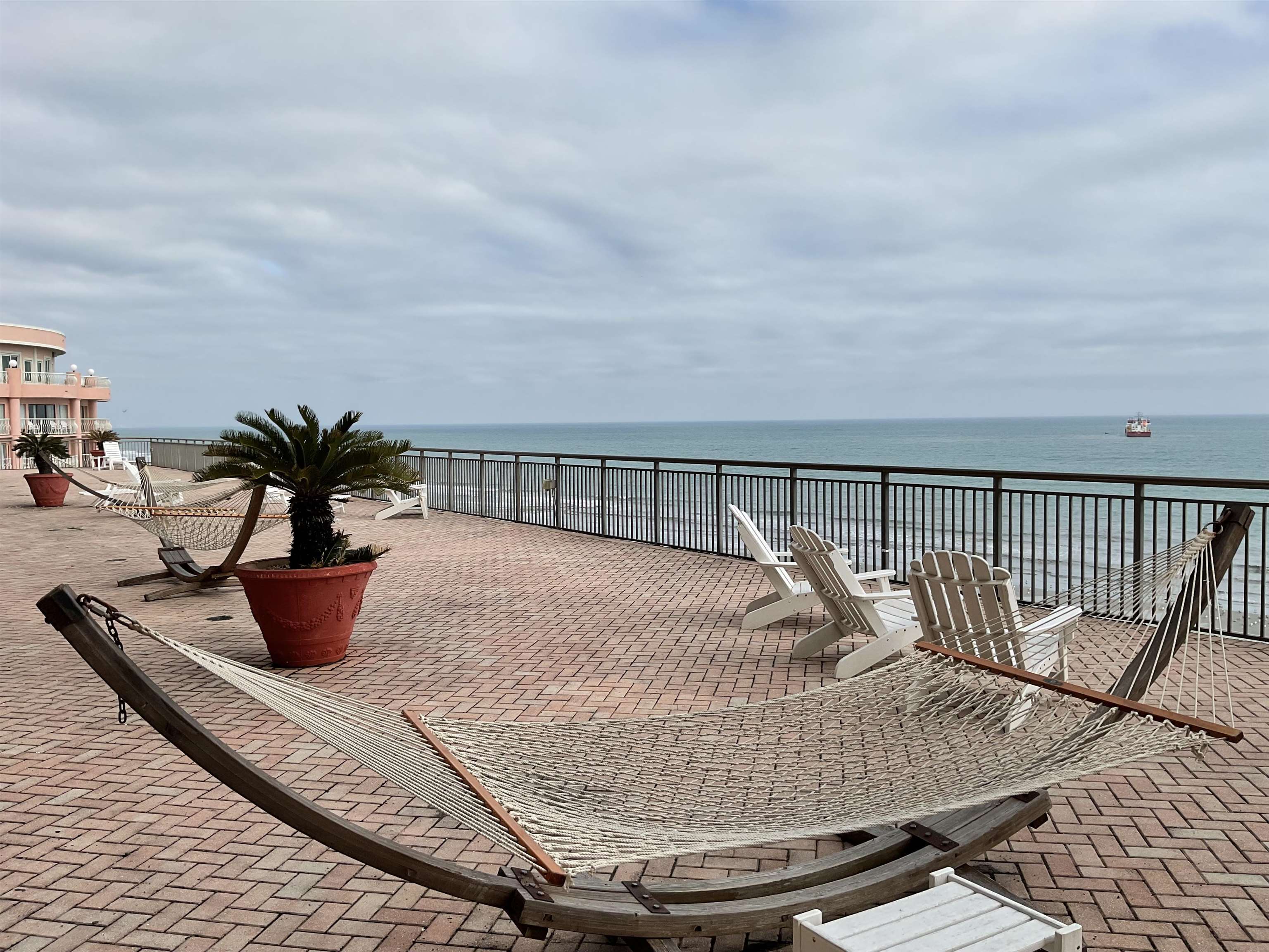 6900 N Ocean Blvd. Property Photo 29